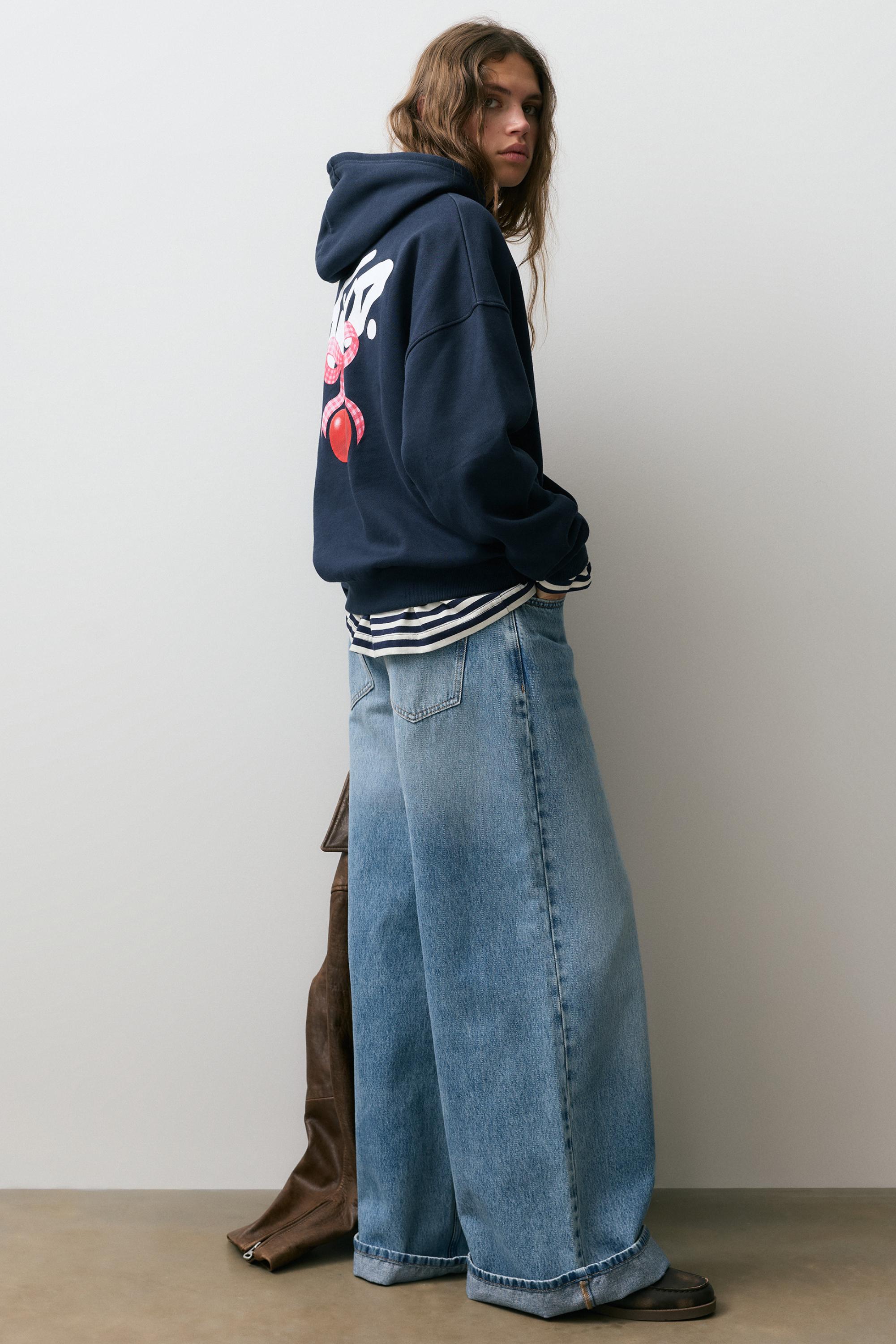 Kapüşonlu STWD kirazlı sweatshirt - Görsel 15