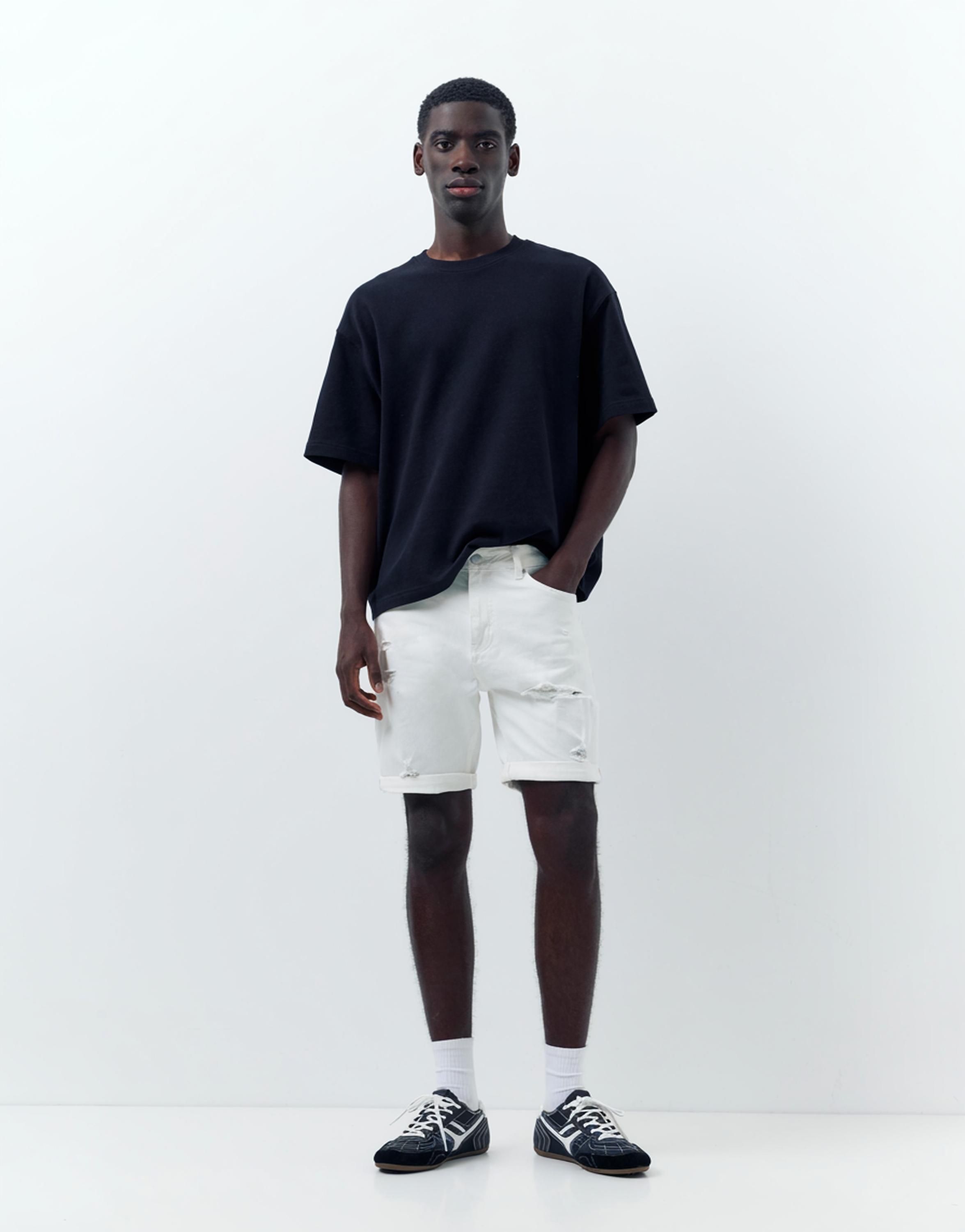 Ripped denim Bermuda shorts — Off white
