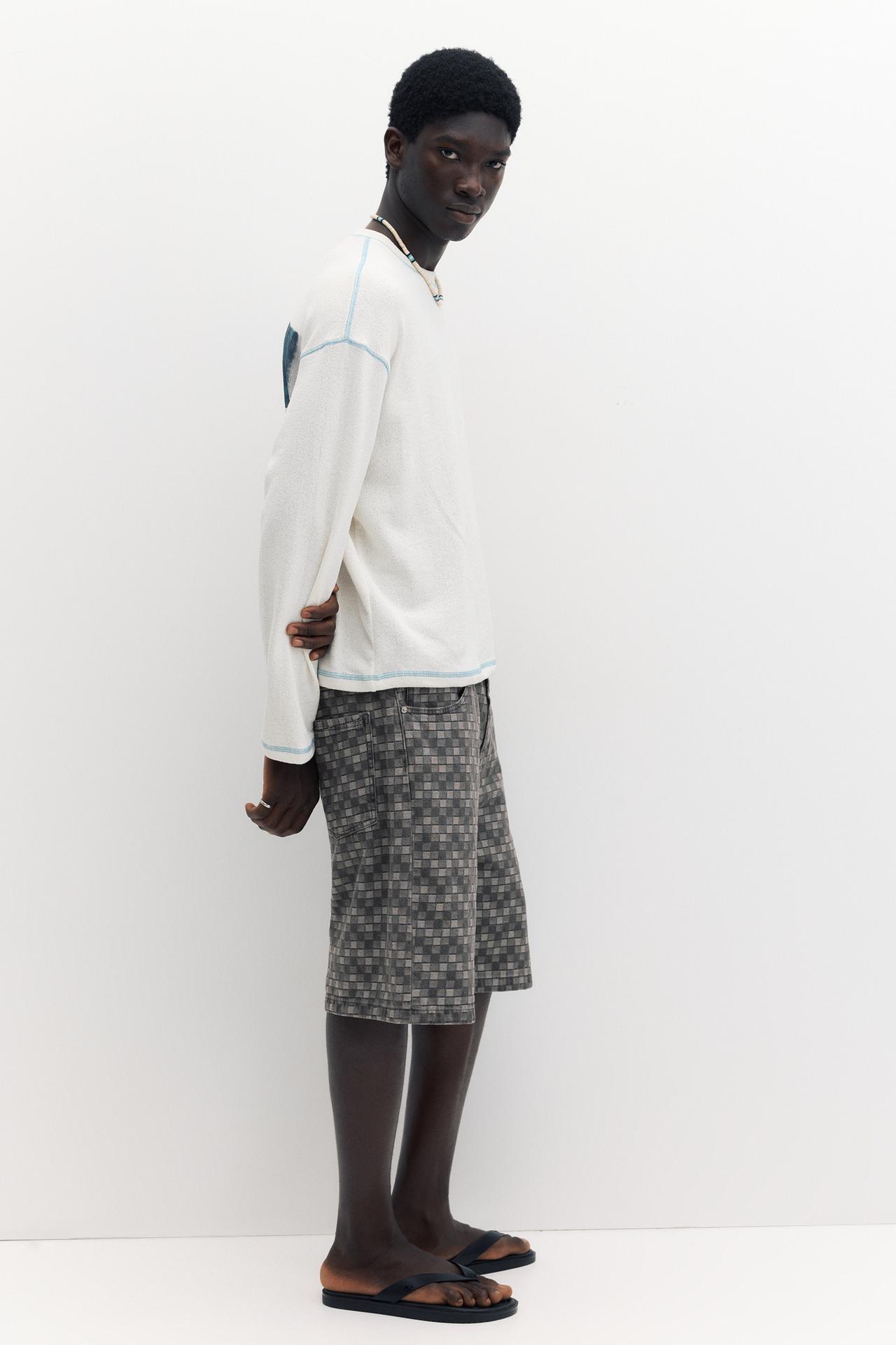 Checked denim Bermuda shorts — Faded black