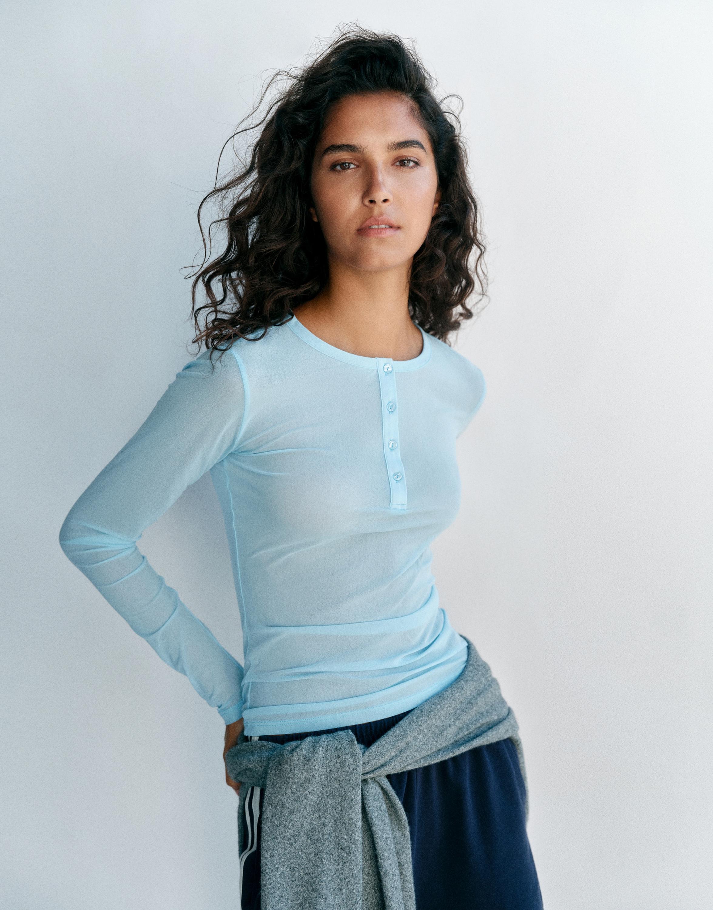 Pull&Bear Yarı transparan henley yaka t-shirt görsel 7
