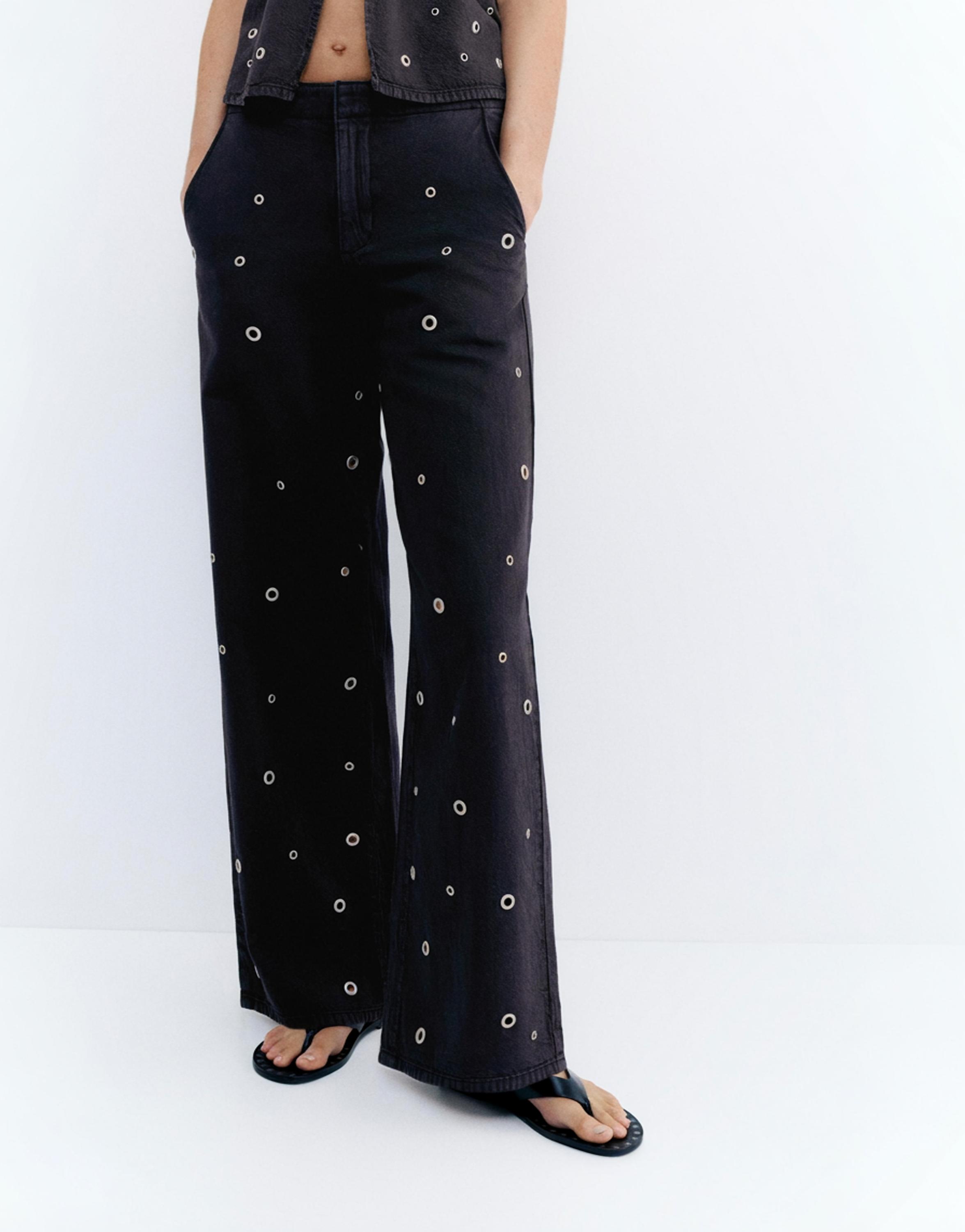 Straight-leg jeans with eyelets — Black