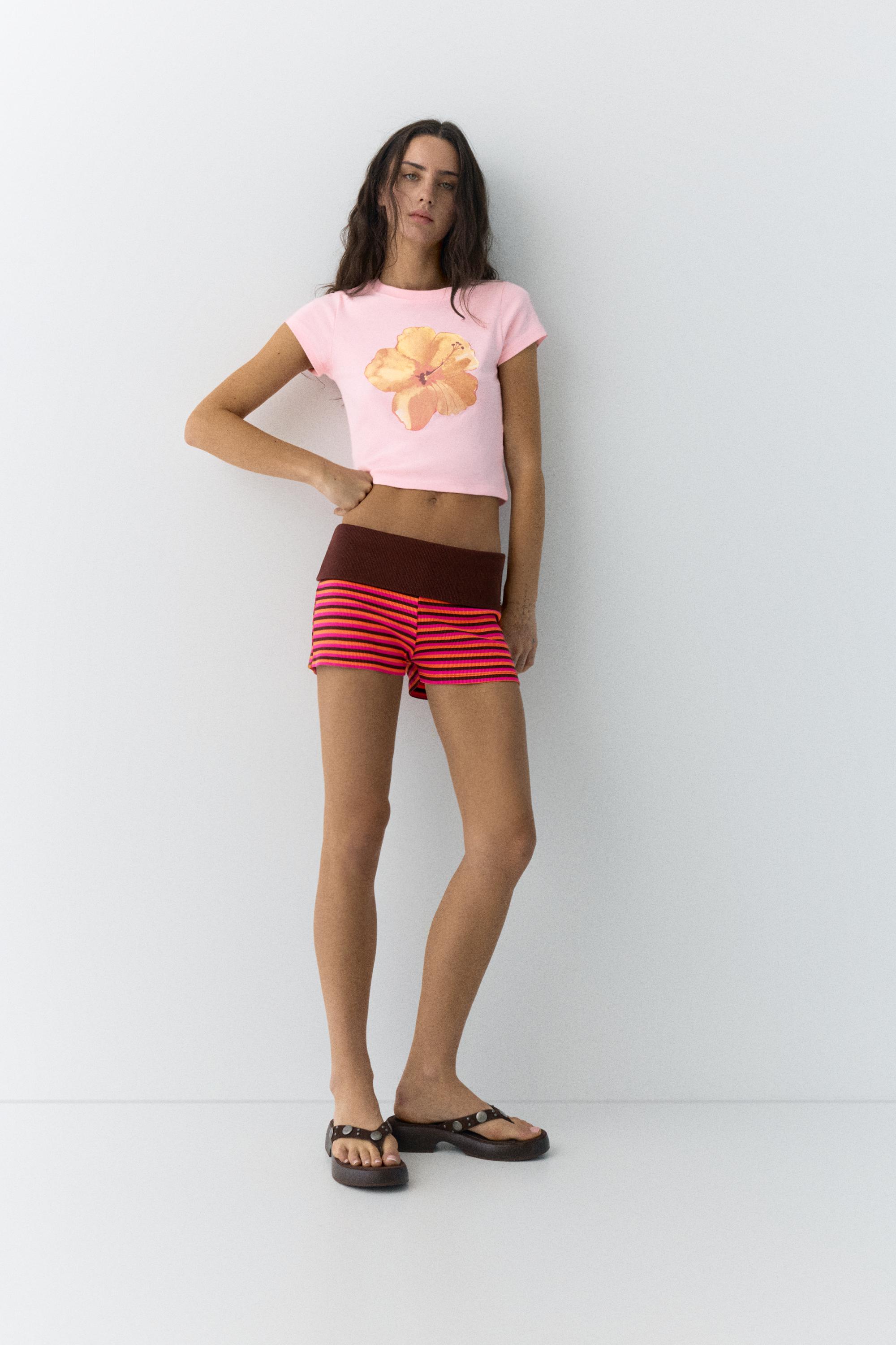 Striped knit shorts — Brown