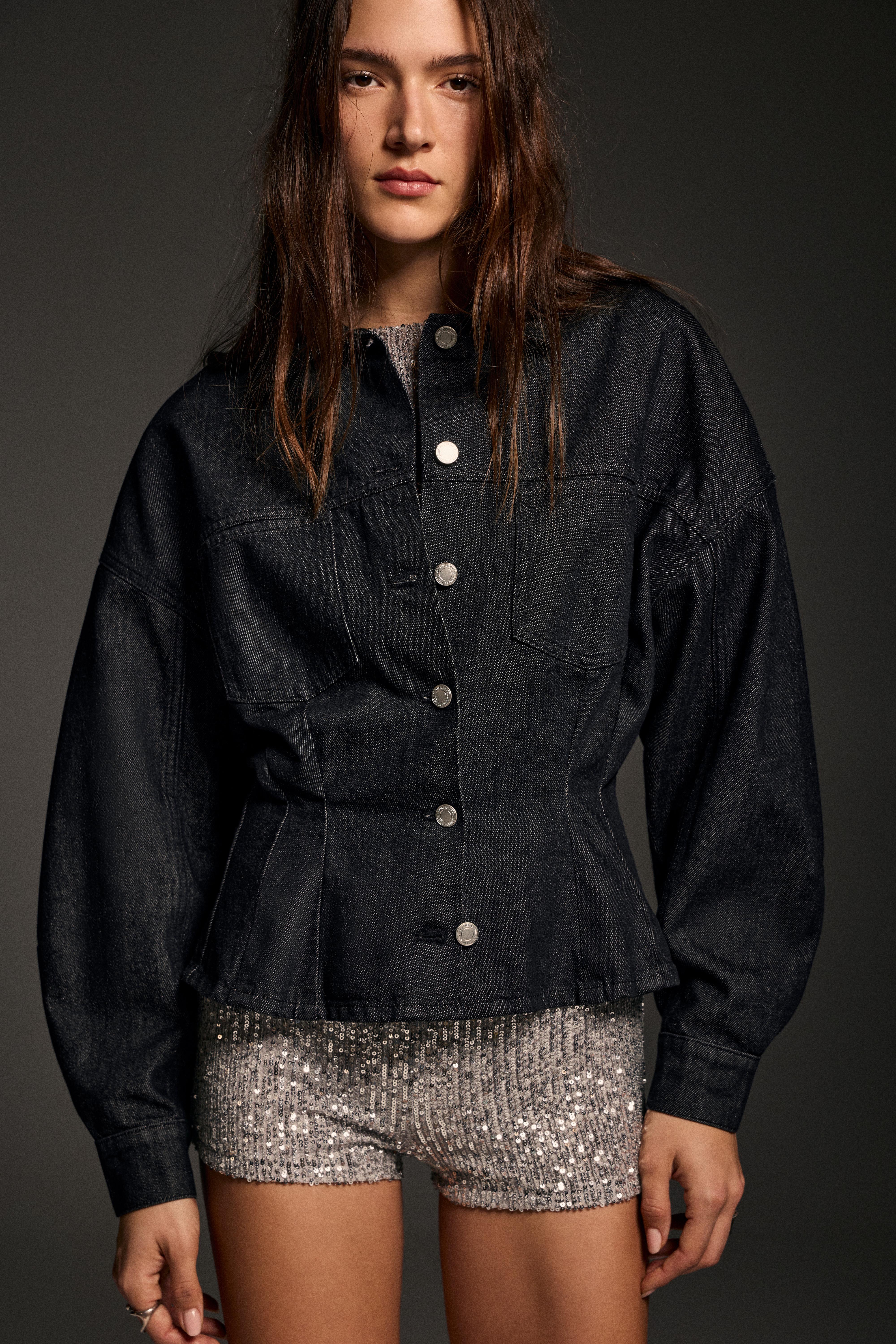 Fitted denim shirt with pleats — Black