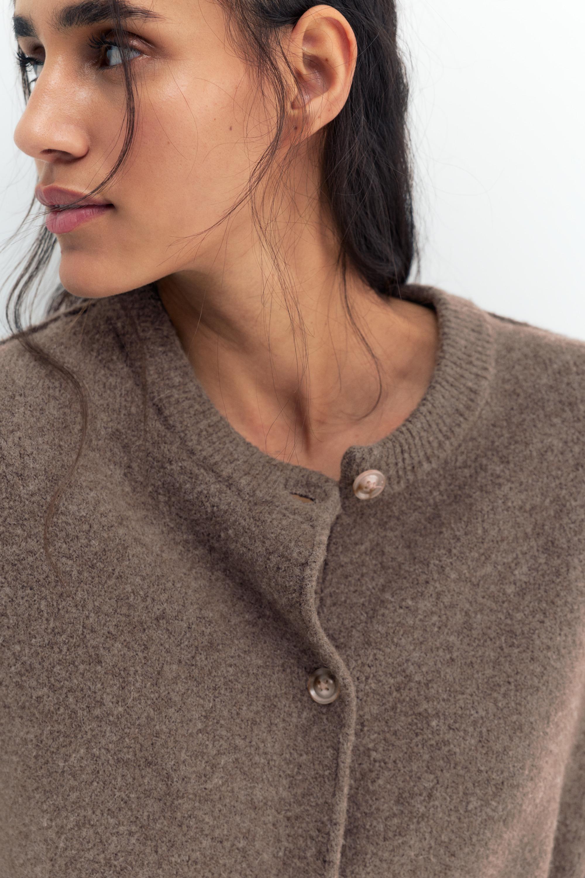 Soft knit cardigan — Brown