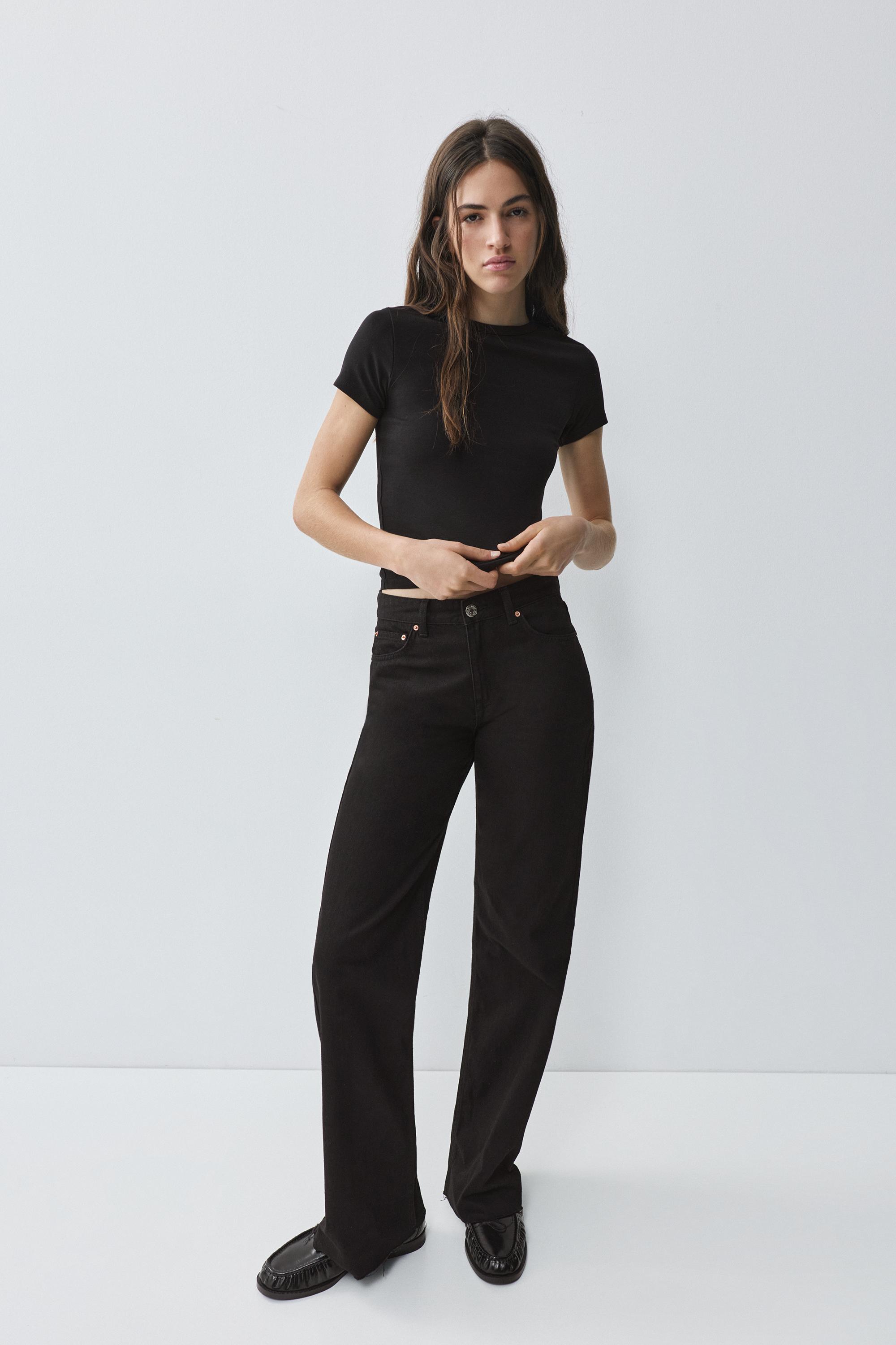 Fitted short sleeve T-shirt — Black