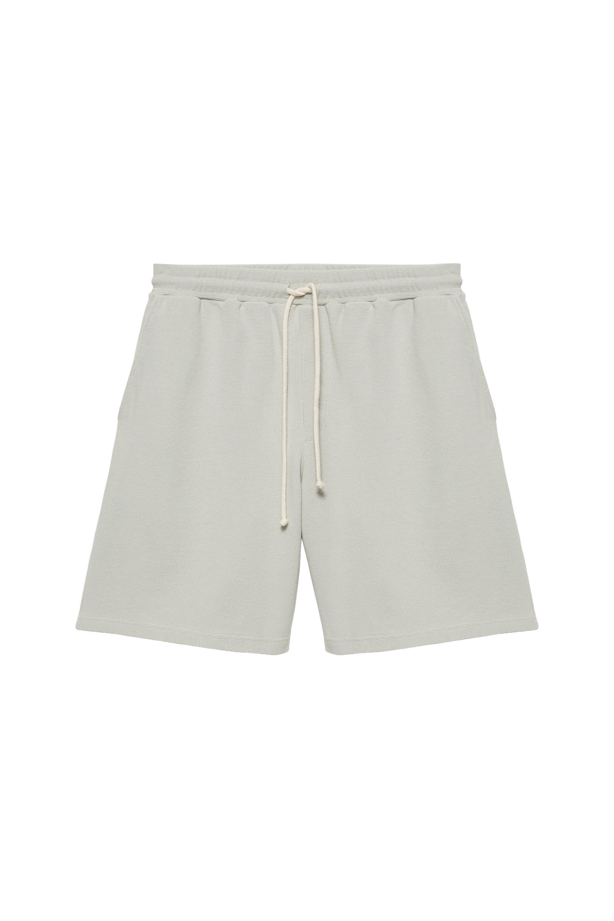 Pull&Bear Gofre kumaş jogger bermuda görsel 2