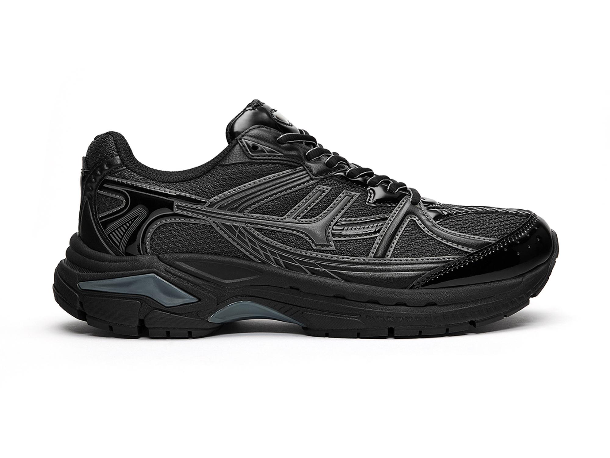 Sneakers Often 02 — Black