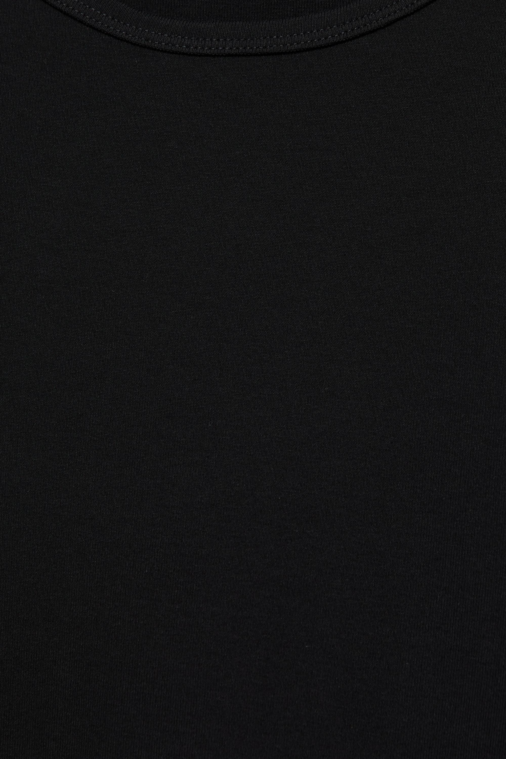 Fitted long sleeve T-shirt — Black