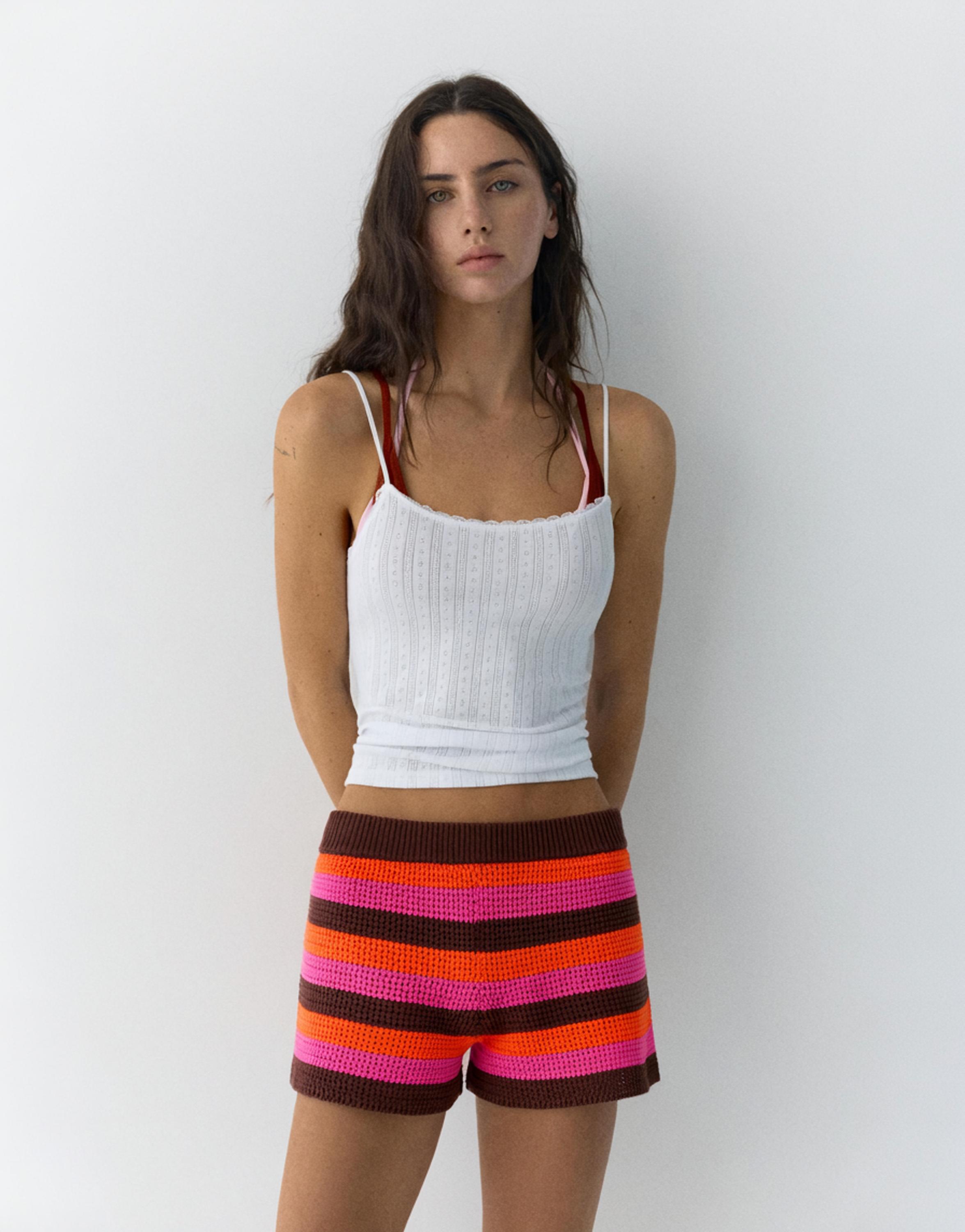 Çizgili kroşe şort - Görsel 15