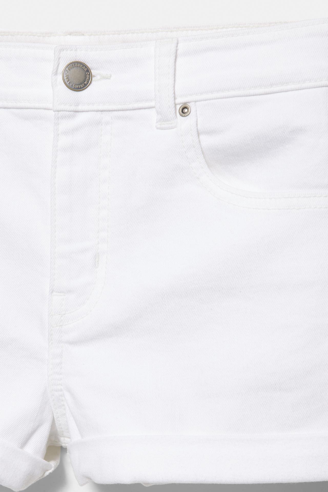 Mid-waist denim shorts — White