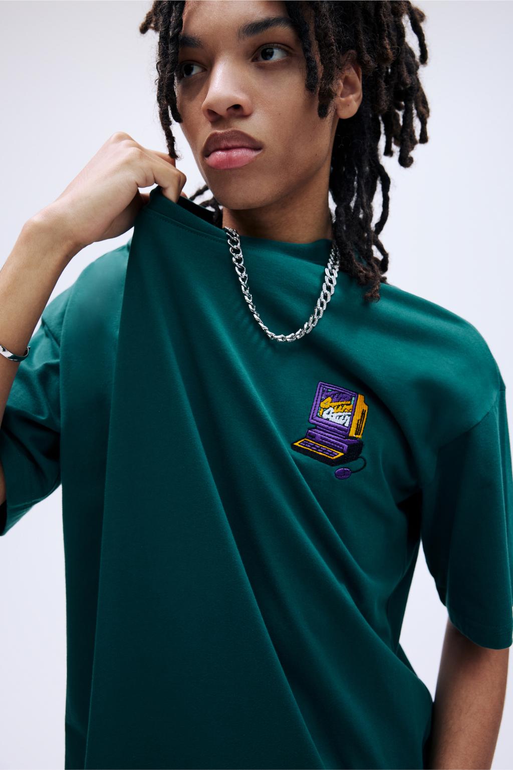 T-shirt ricamo STWD PULL&BEAR - Main Image