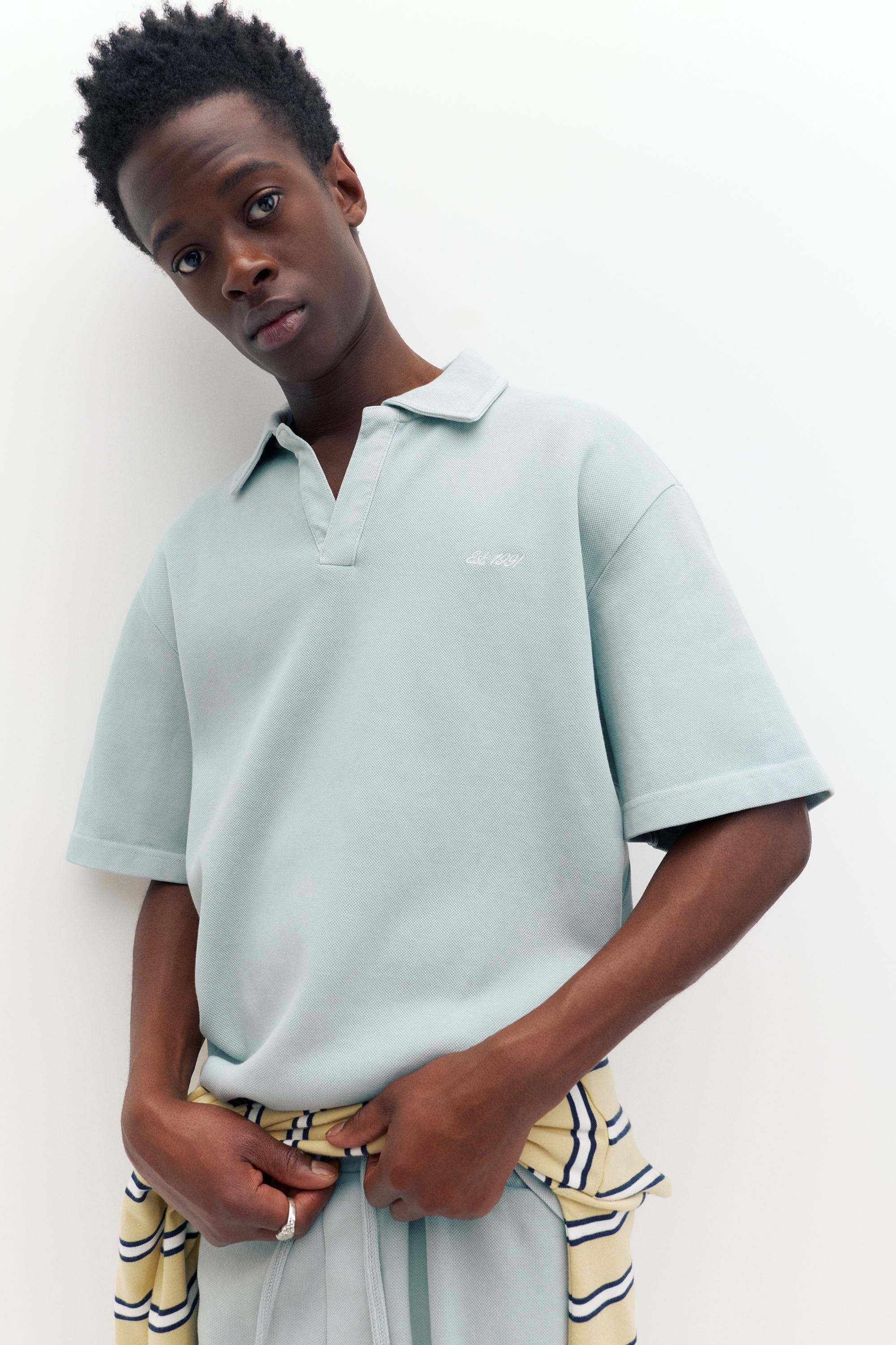 Short sleeve piqué polo shirt — Bluish grey