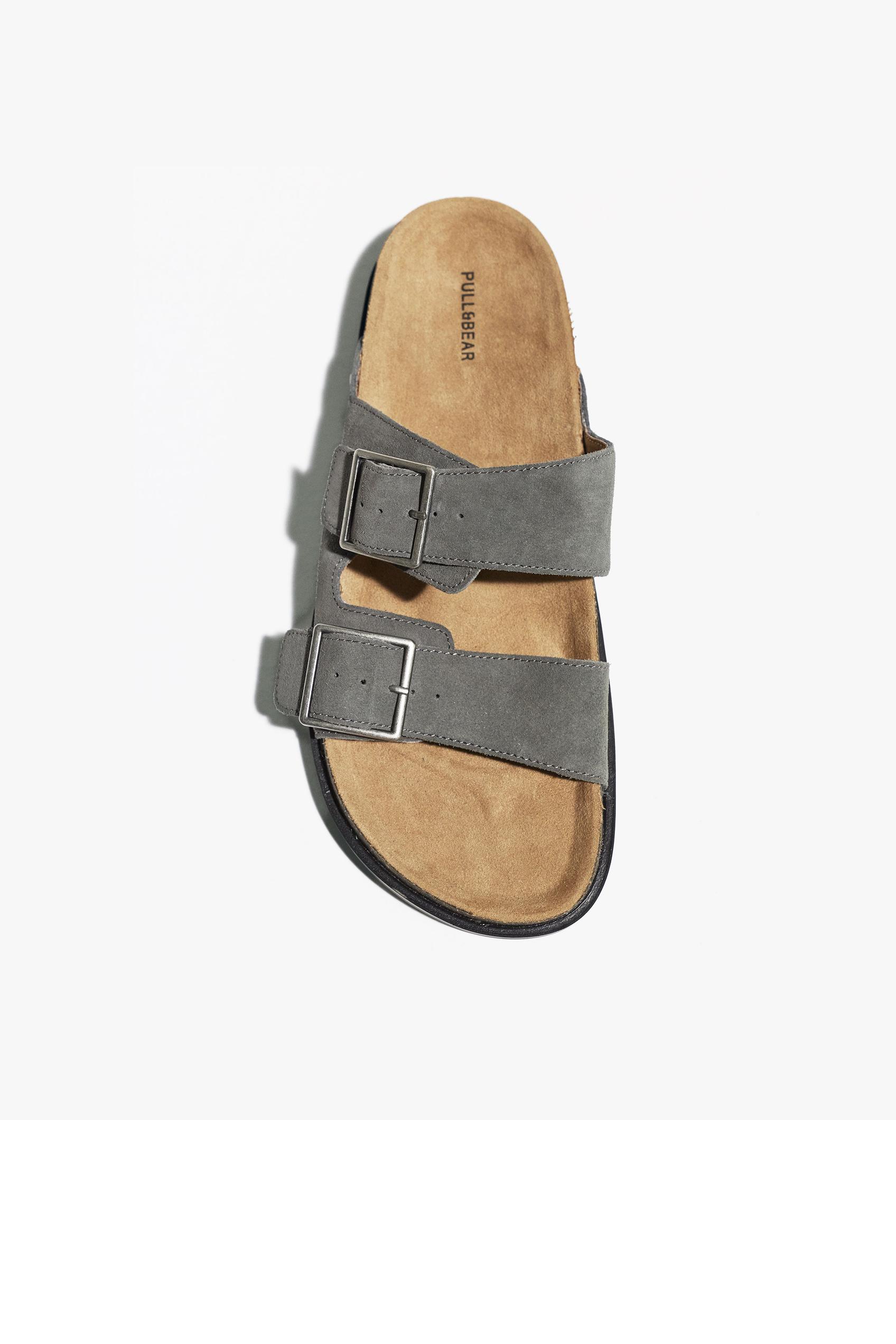 Leather buckle sandals — Grey