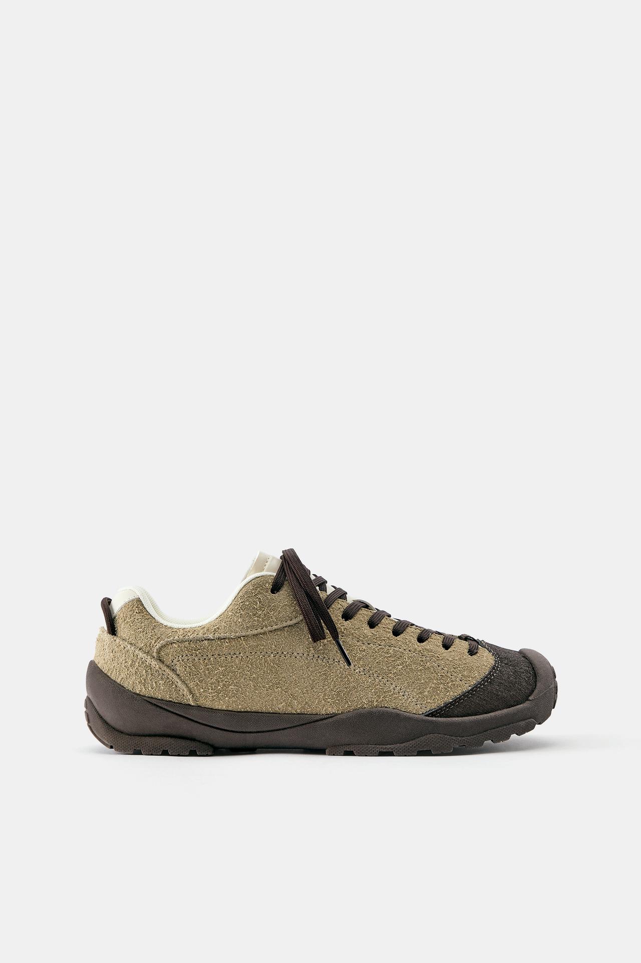 Leather trekking trainers — Sand