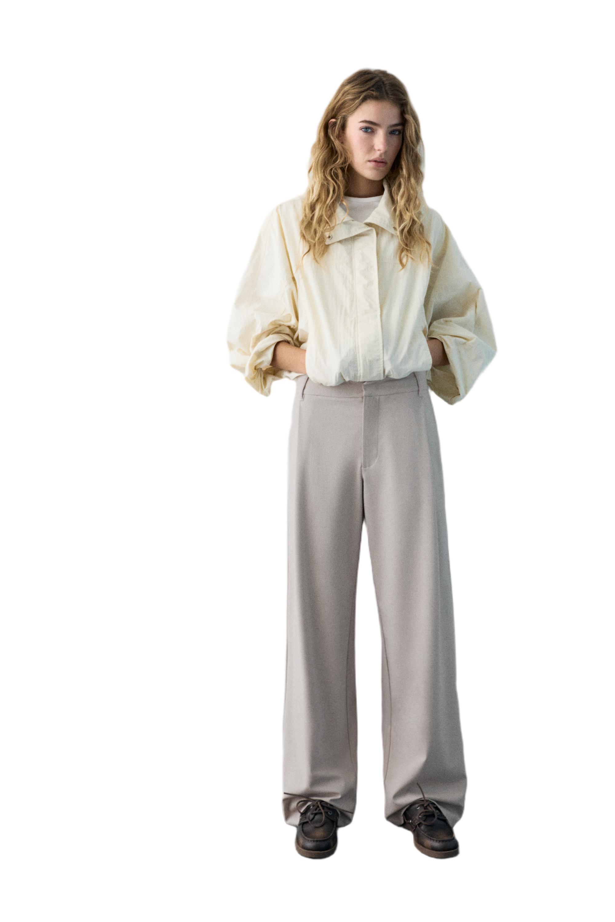 Darted smart trousers — Ecru