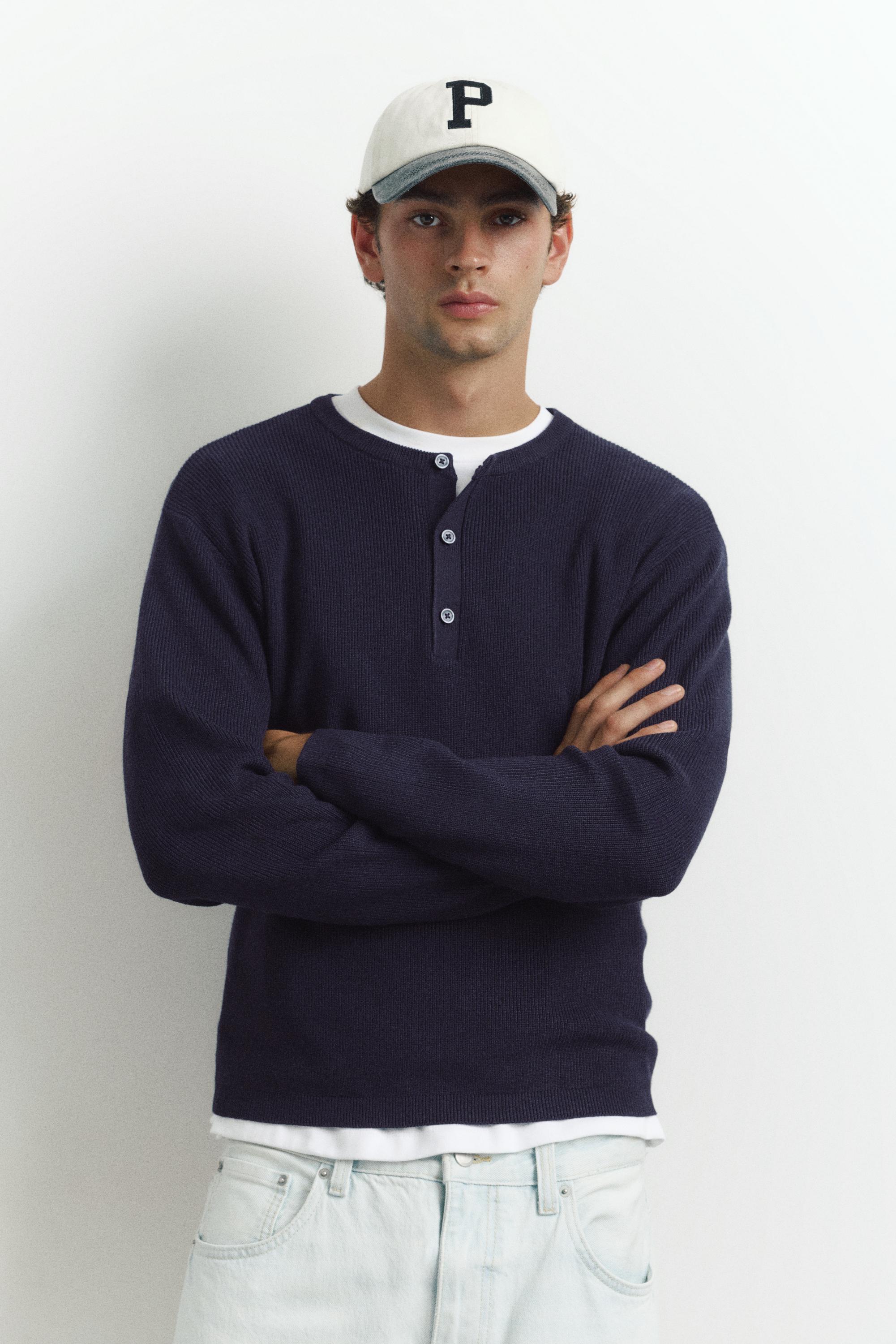 Henley neck jumper — Navy