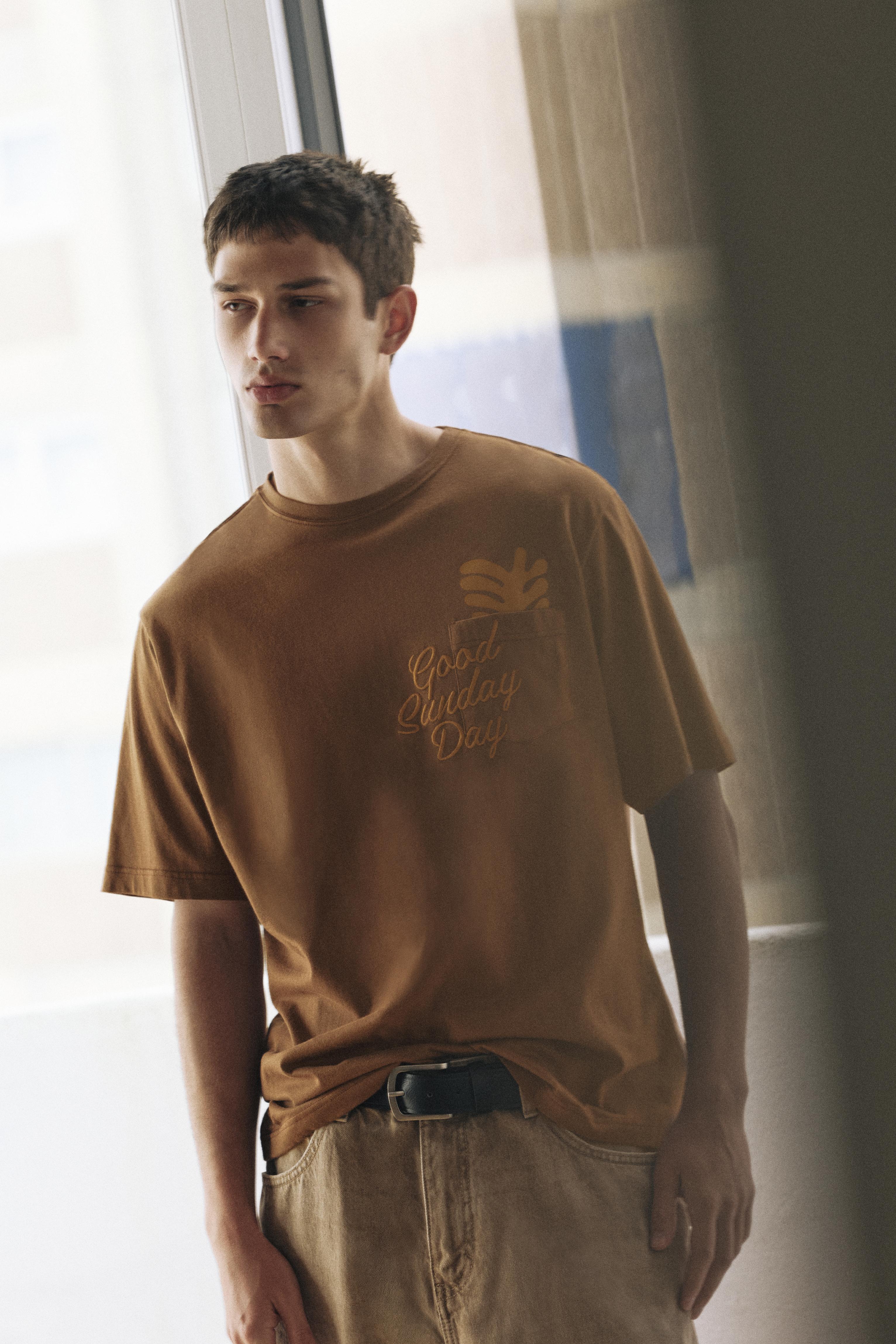 Boxy-fit graphic pocket T-shirt — Brown