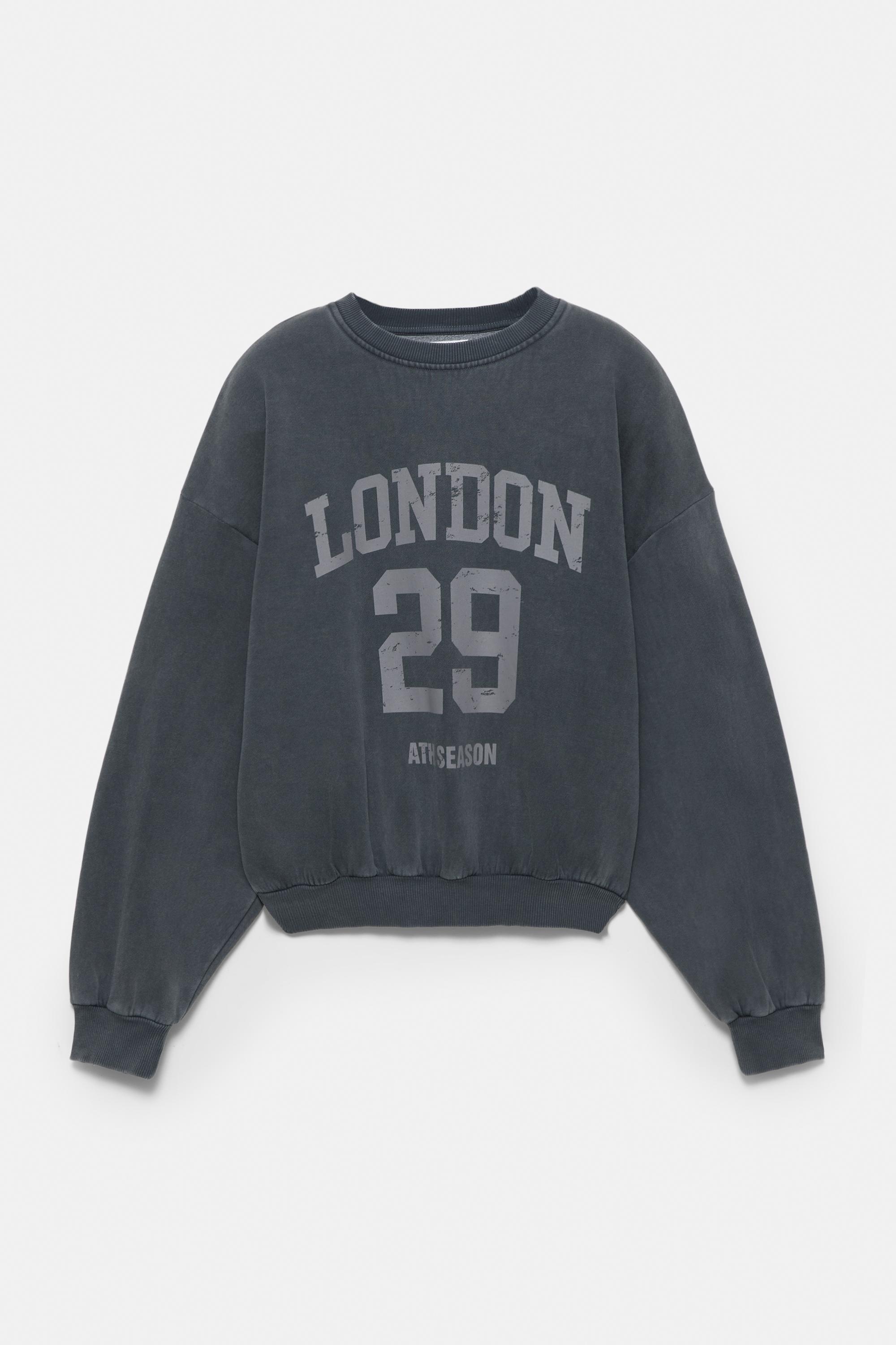 London 29 graphic sweatshirt — Faded black