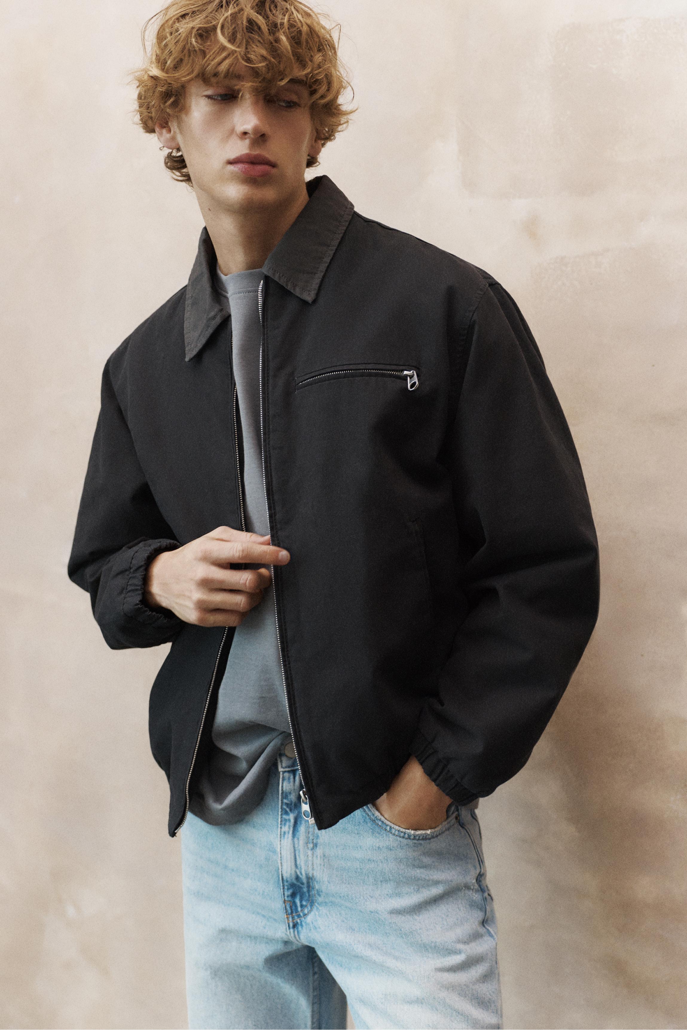 Casaco Com Gola Em Contraste