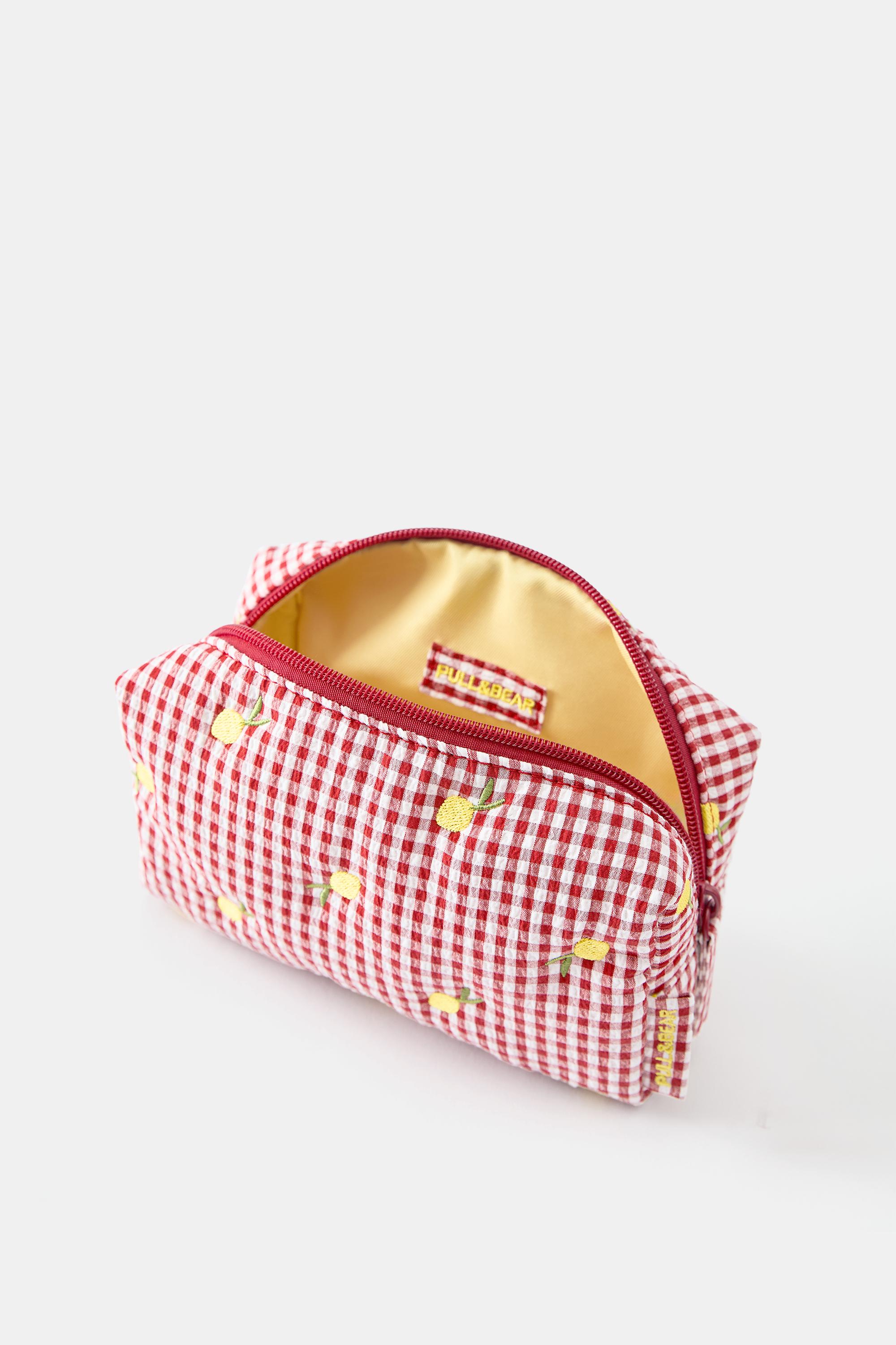 Gingham fruit wash bag — Red