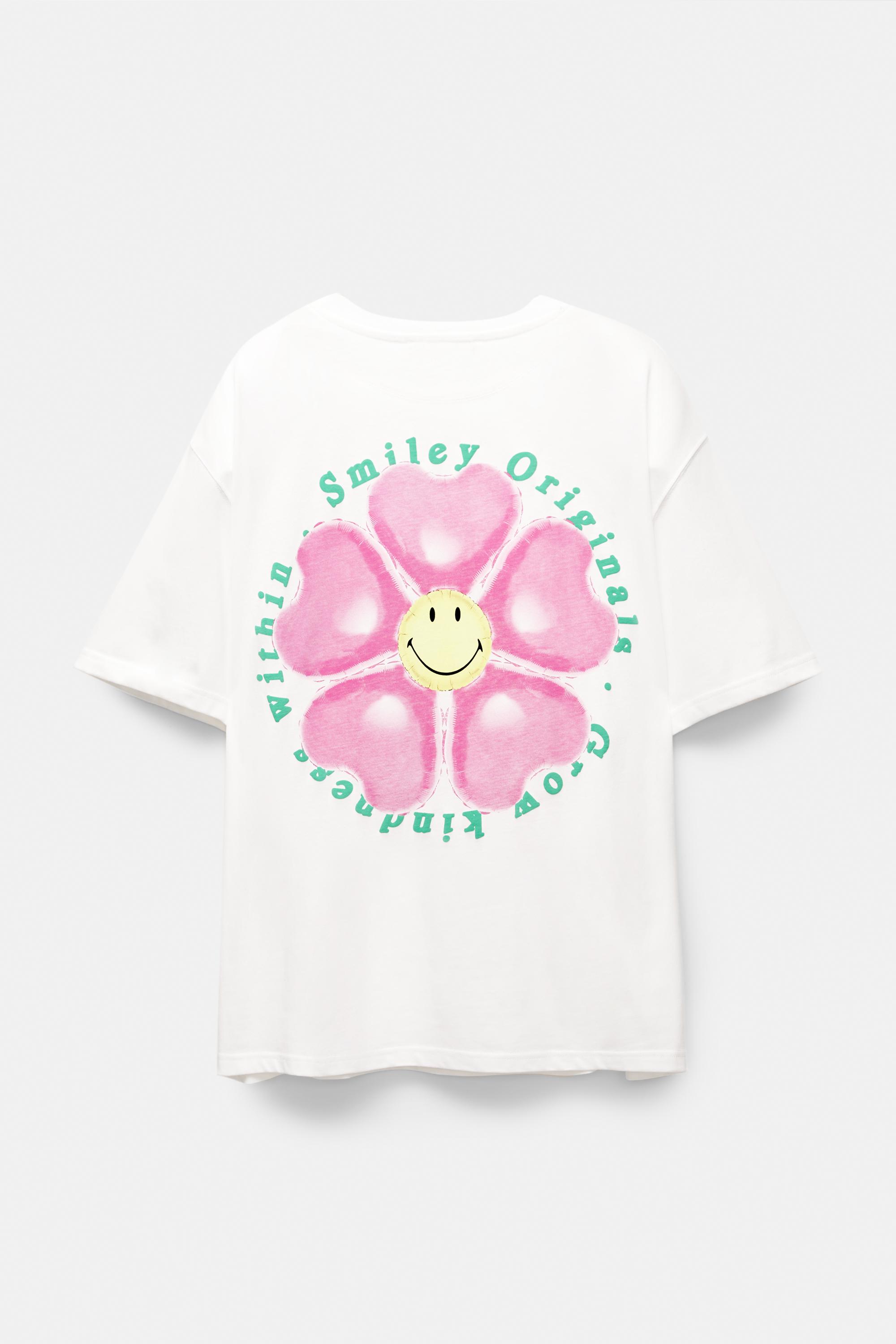 camiseta smiley pull and bear