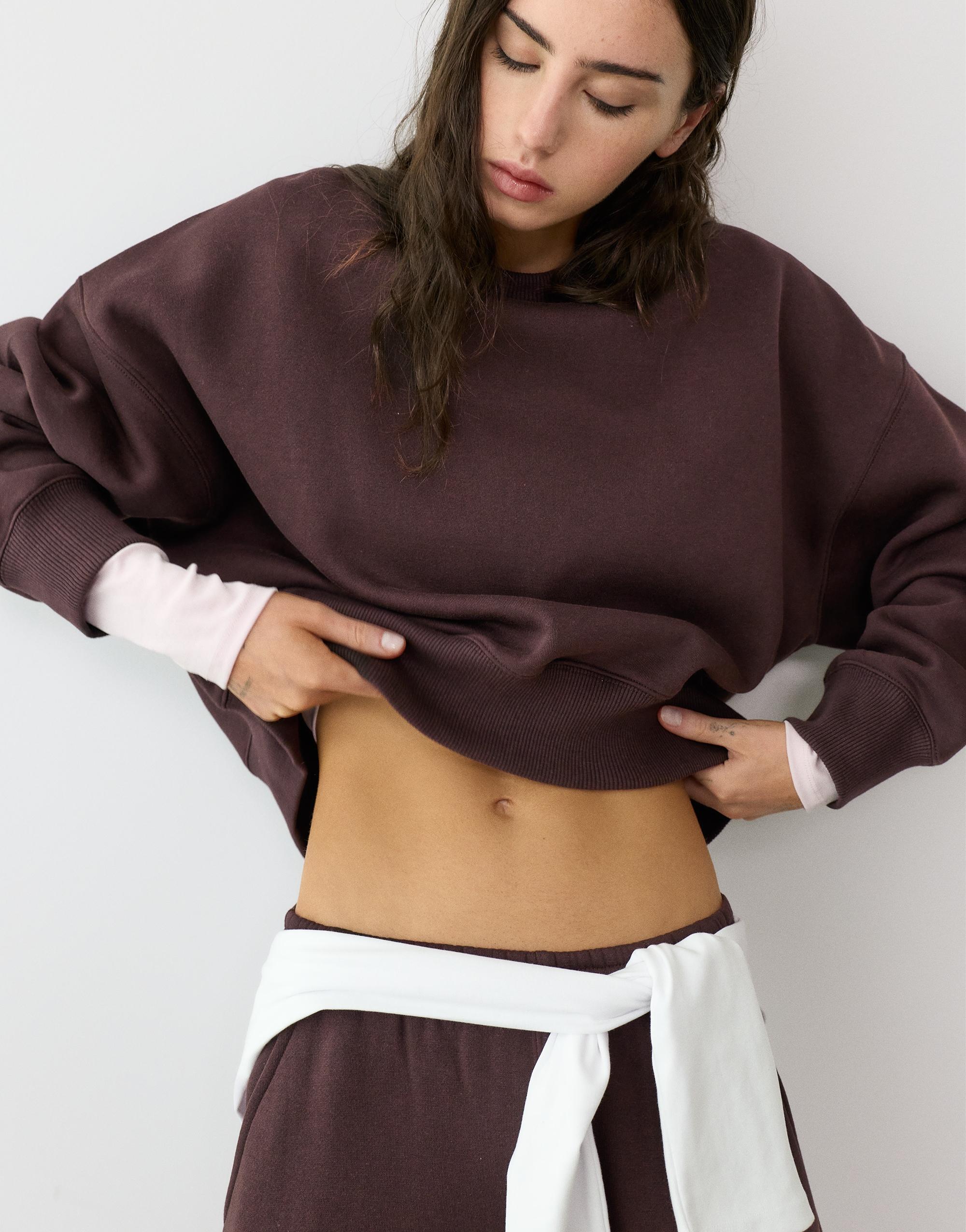 Round neck sweatshirt — Brown