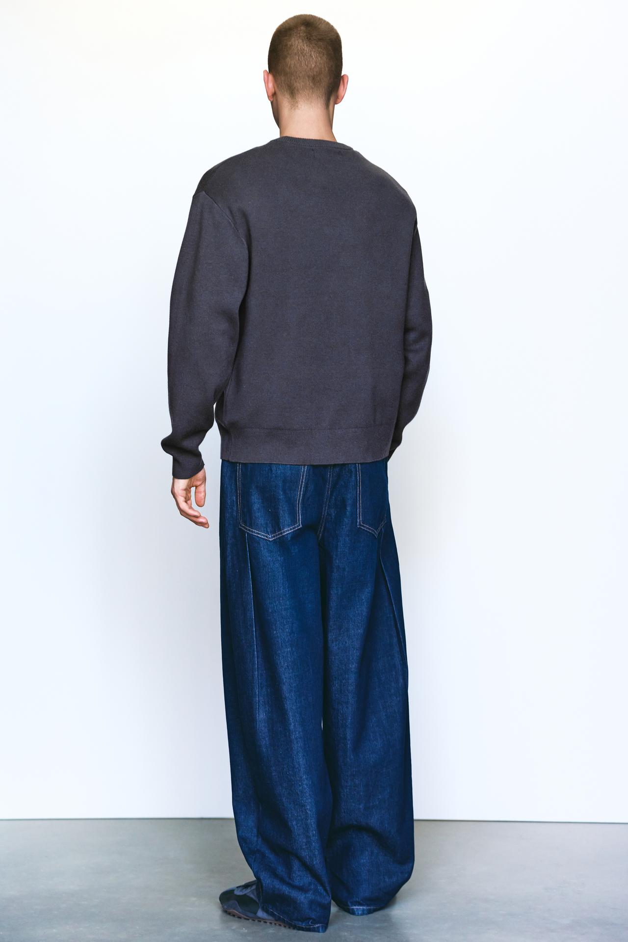 Soft-touch round neck jumper — Dark anthracite
