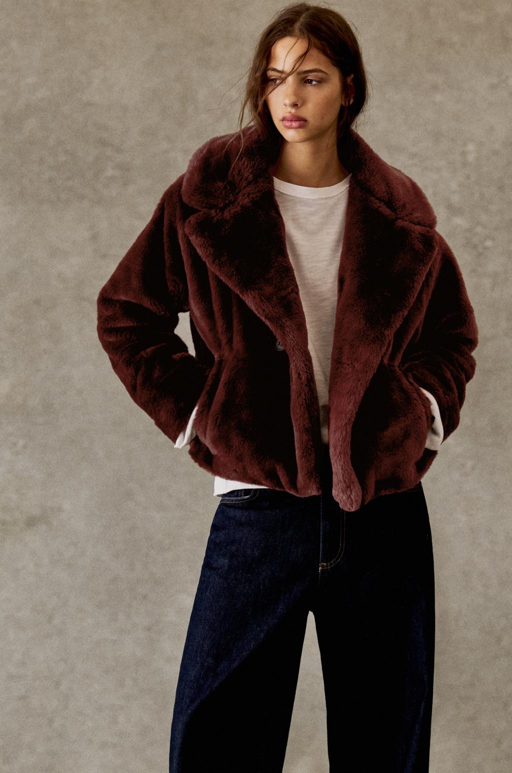 Short faux fur coat PULL&BEAR