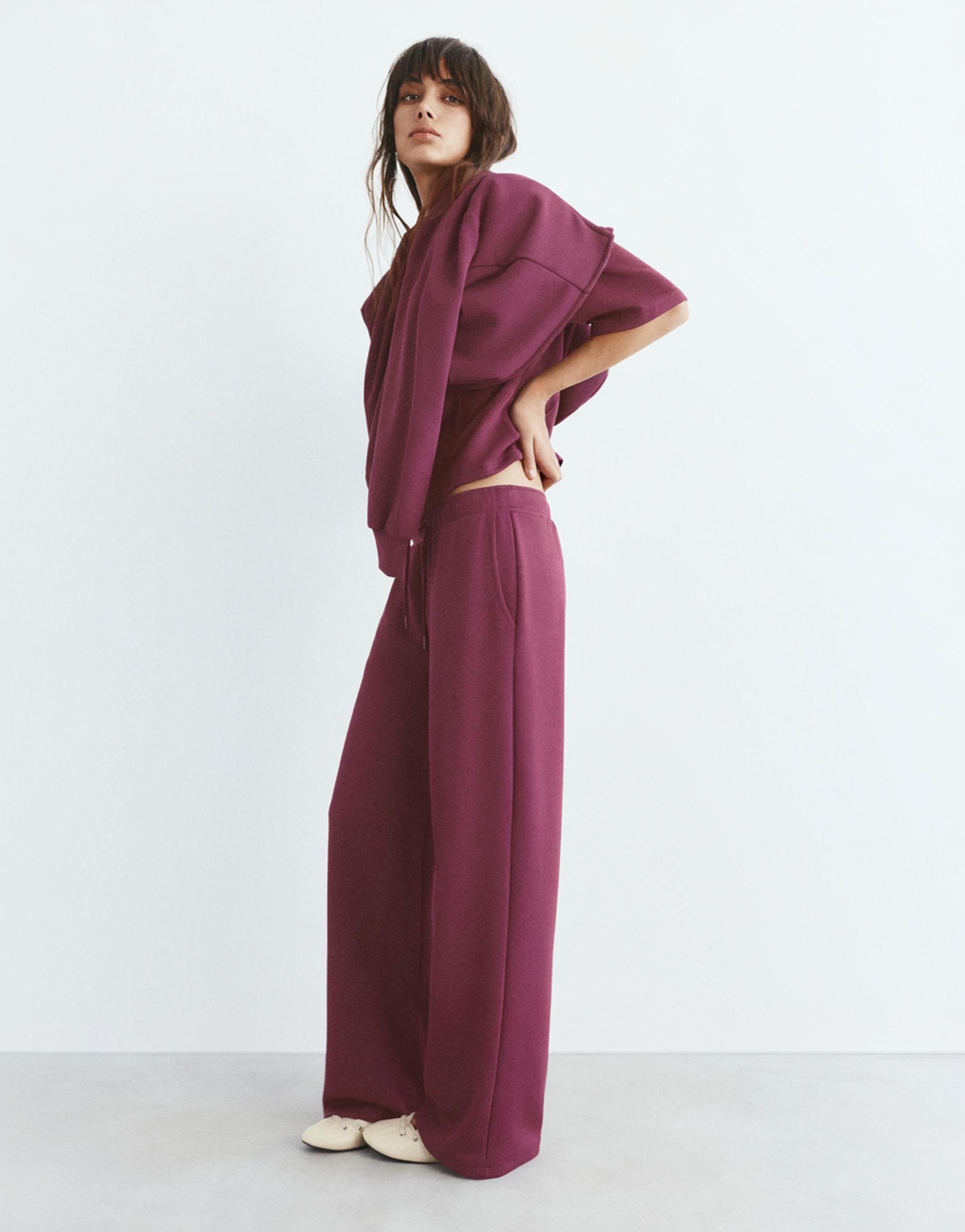 Yumuşak dokunuşlu geniş paça pantolon - Görsel 42