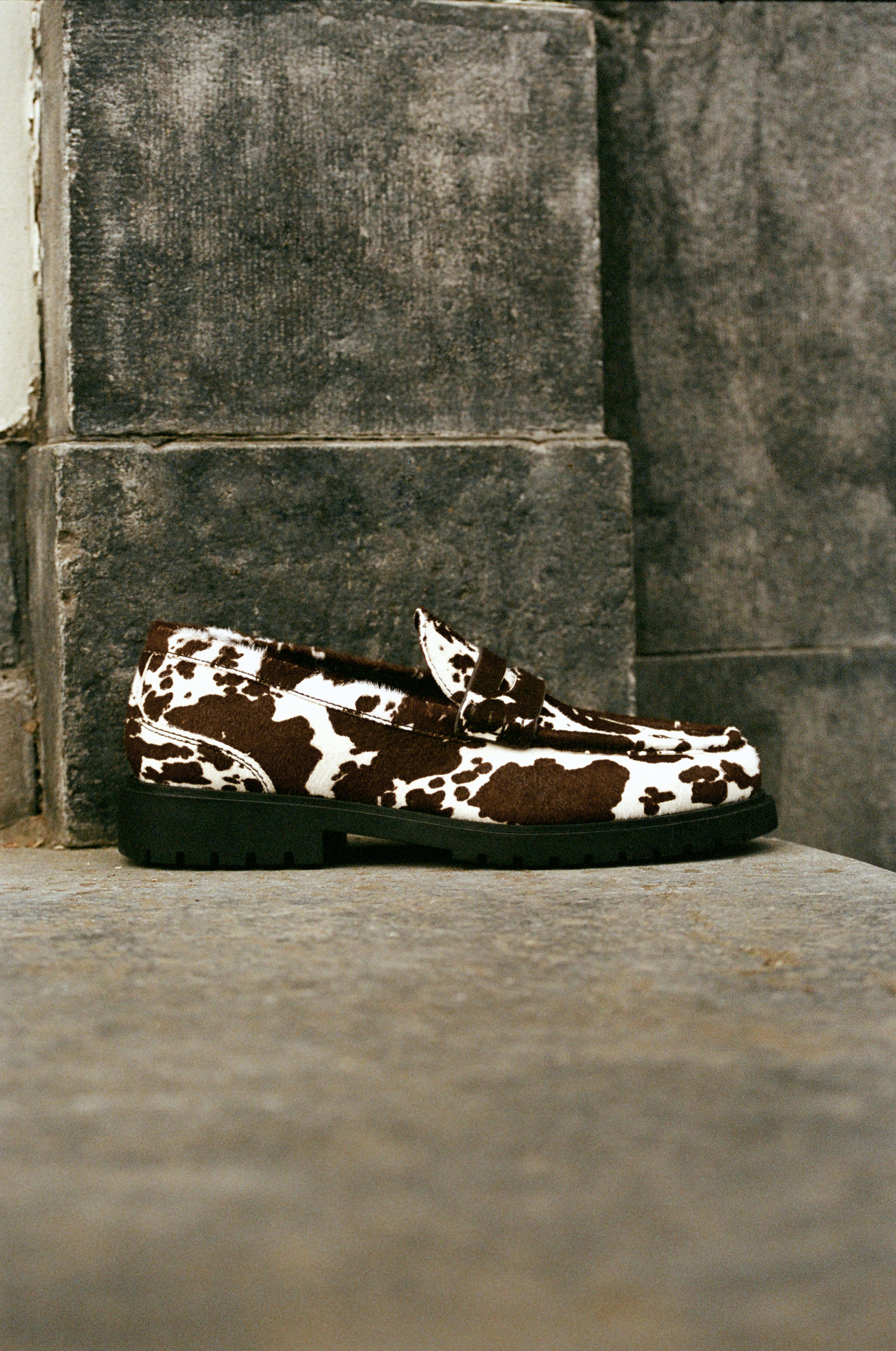 Hayvan desenli tüylü deri makosen - Görsel 27