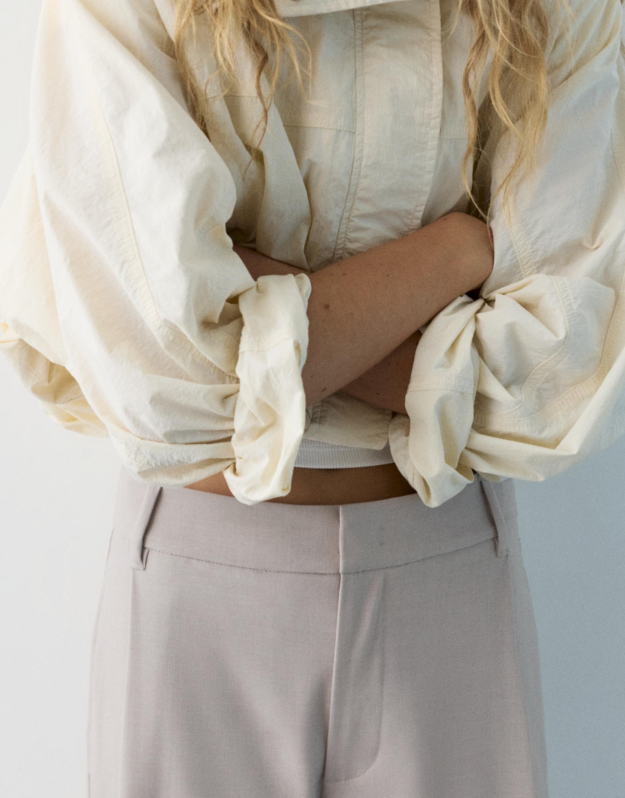 Darted smart trousers — Ecru