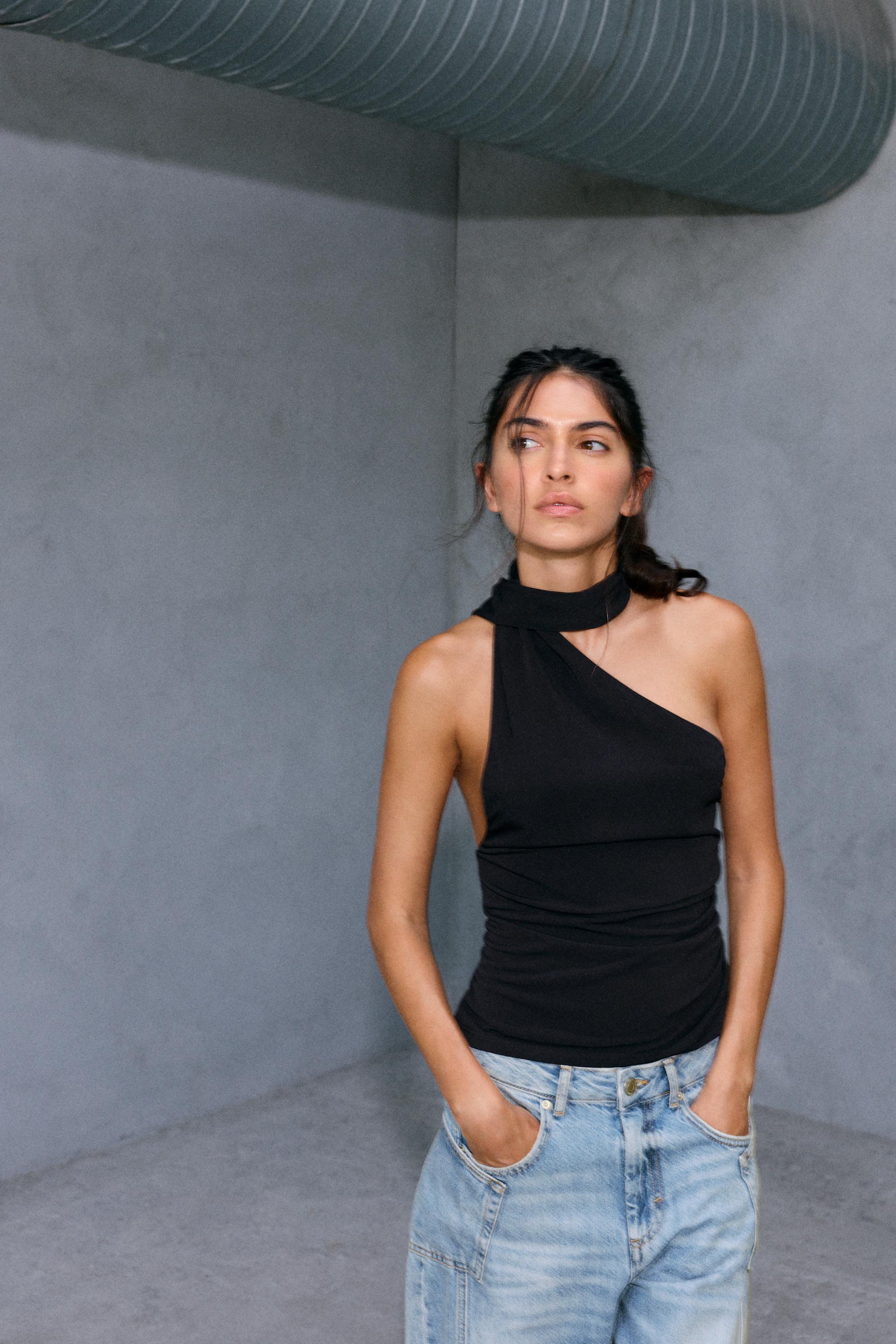 Scarf-style halter top — Black