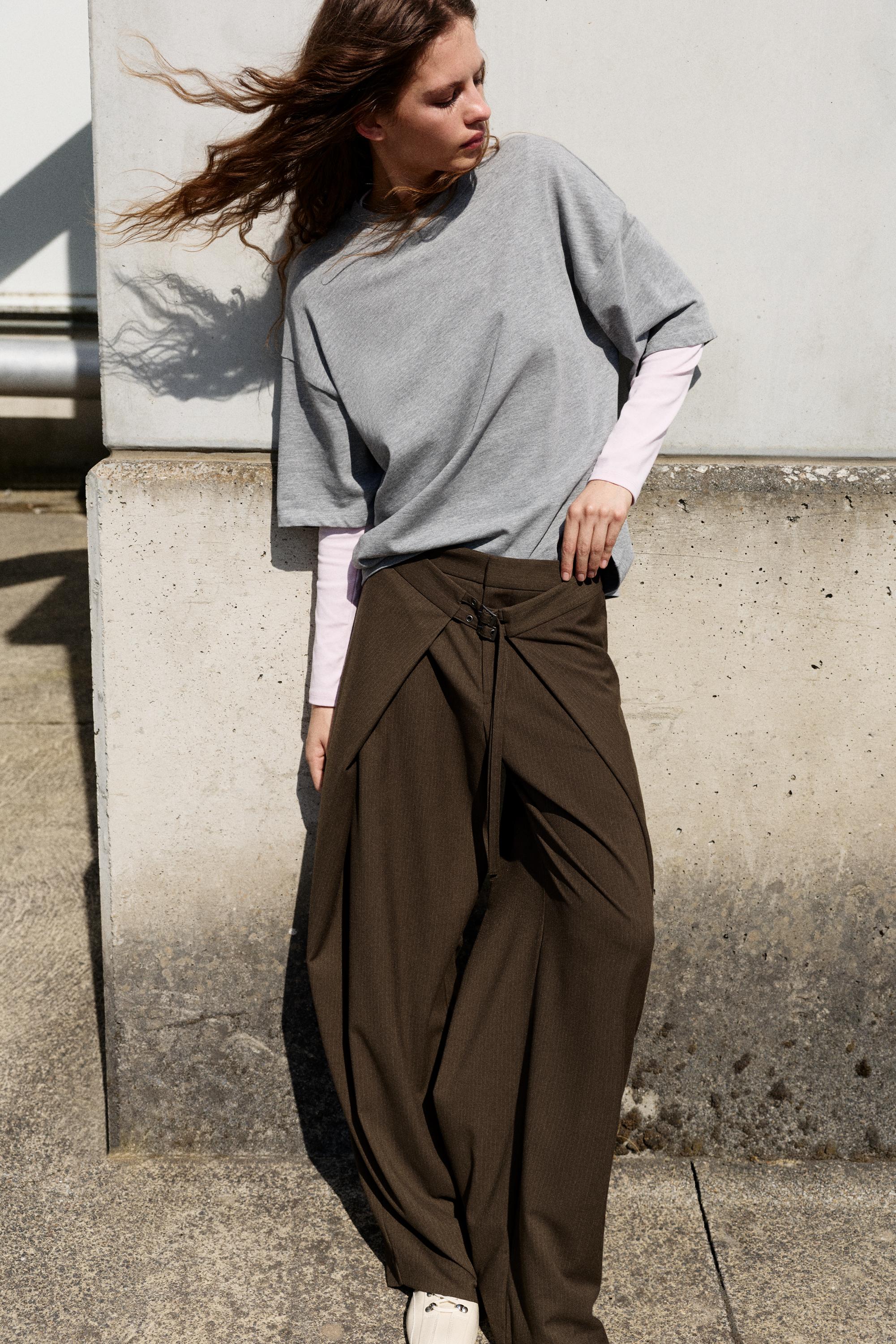Darted buckled smart trousers — Brown