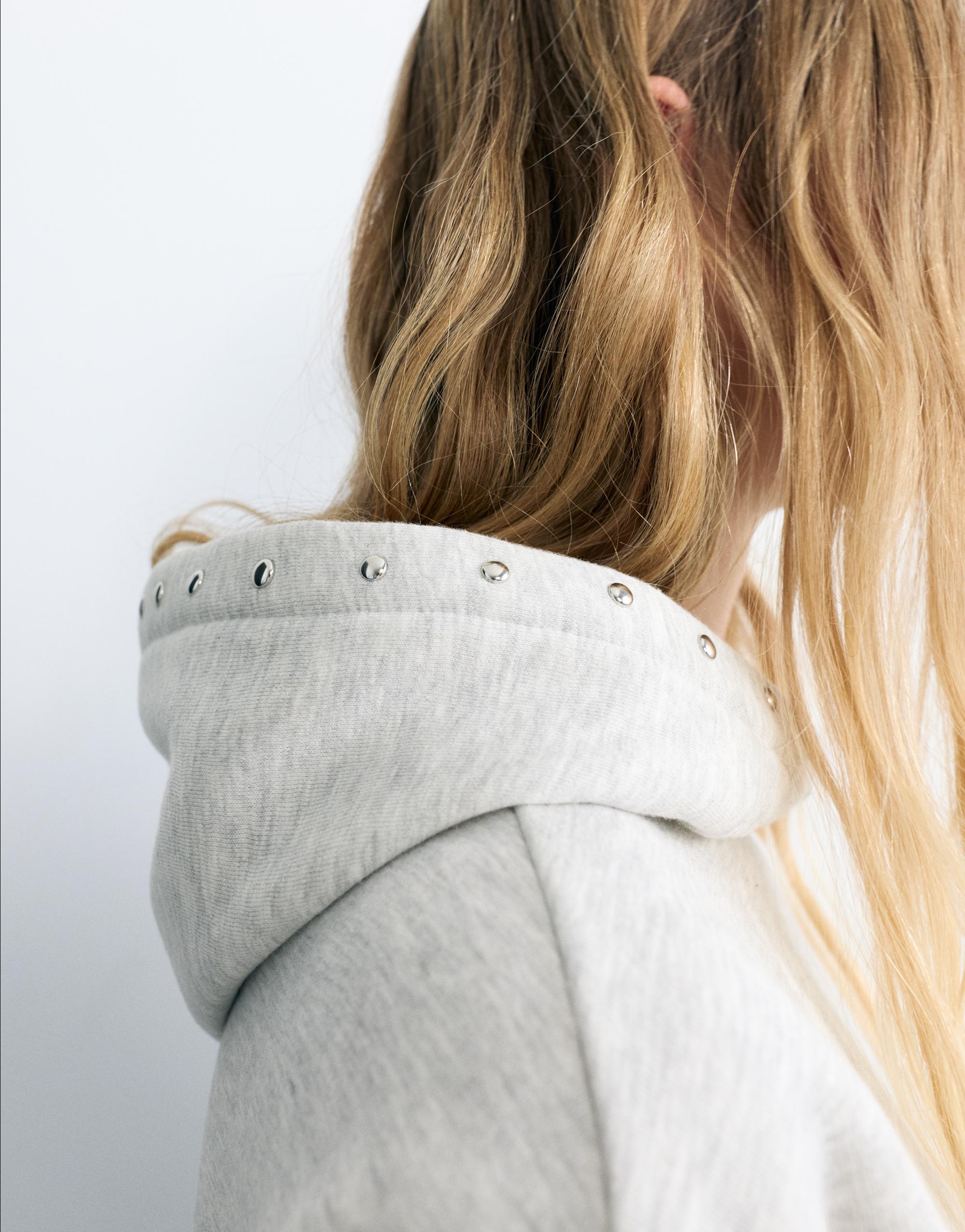 Studded hoodie — Grey marl