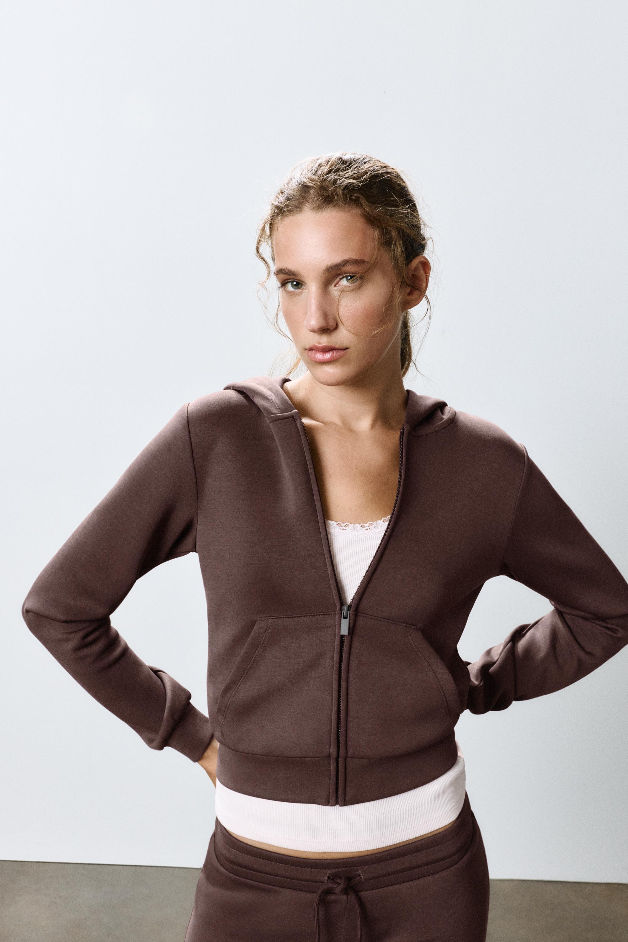 Zip-up hooded sweatshirt — Brown
