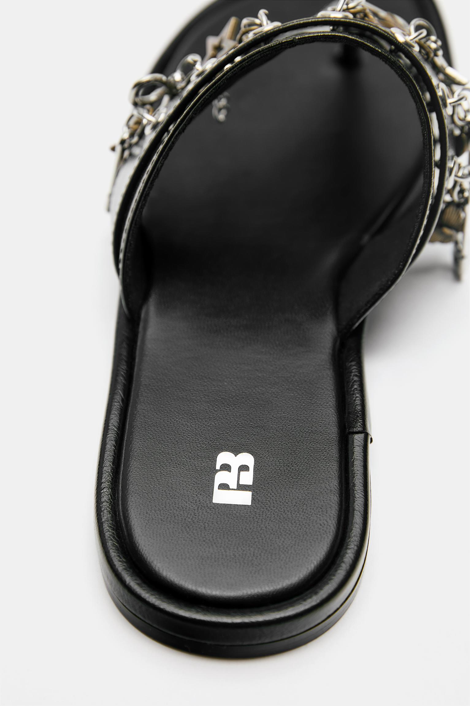 Flat embellished sandals — Black