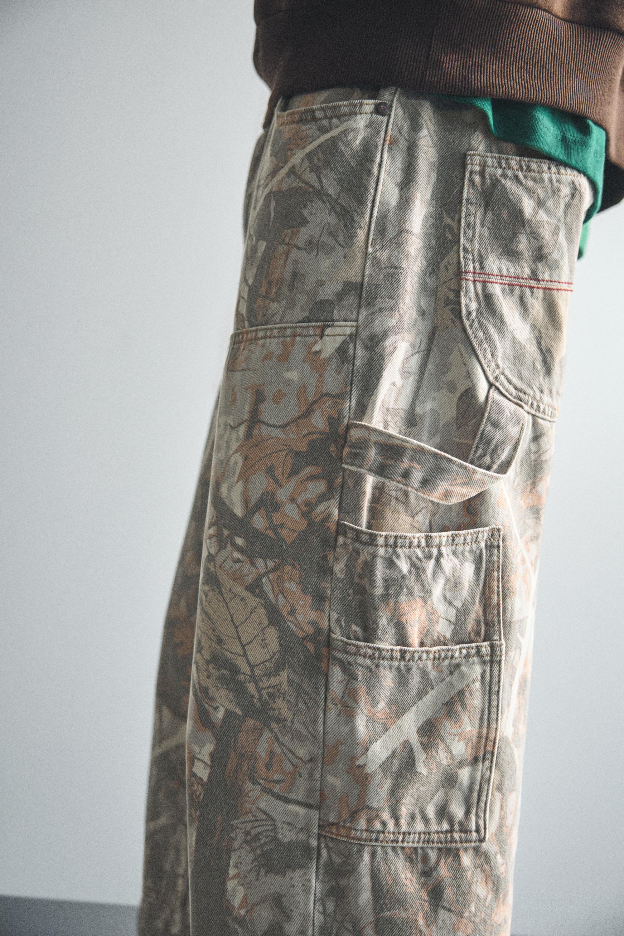 Printed worker trousers — Ecru/Black