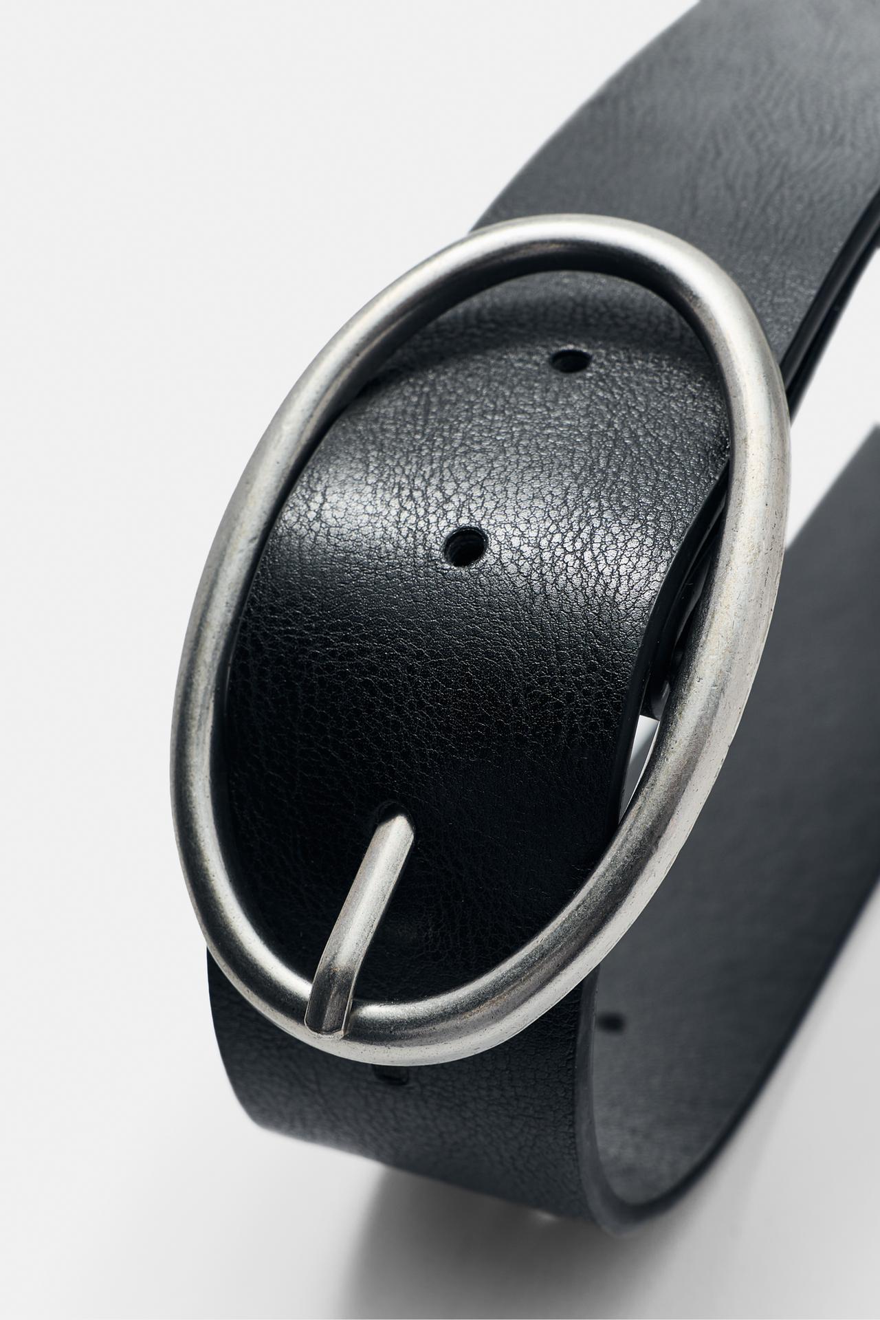 Oval buckle belt — Black