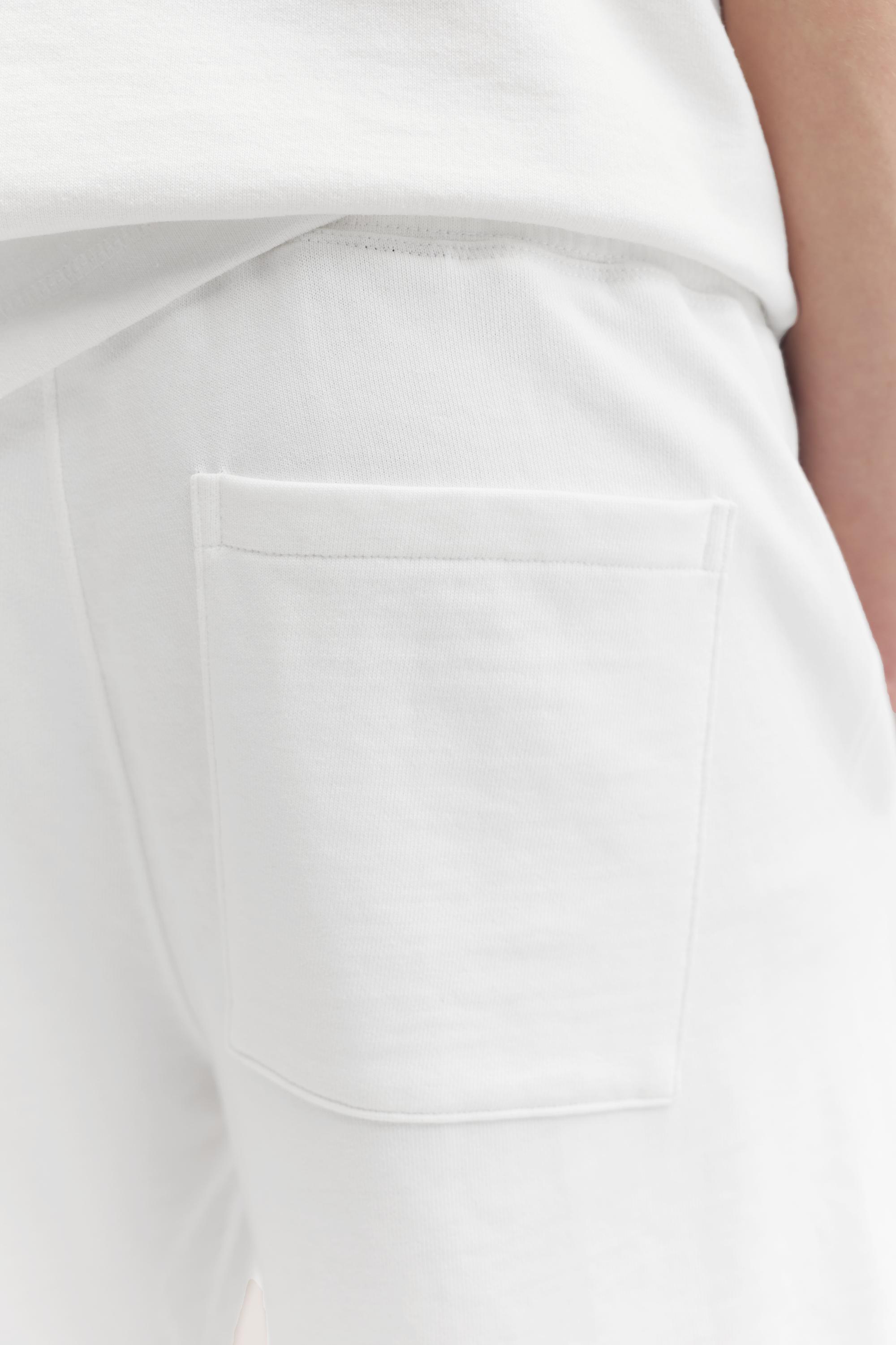 STWD jogger Bermuda shorts — White