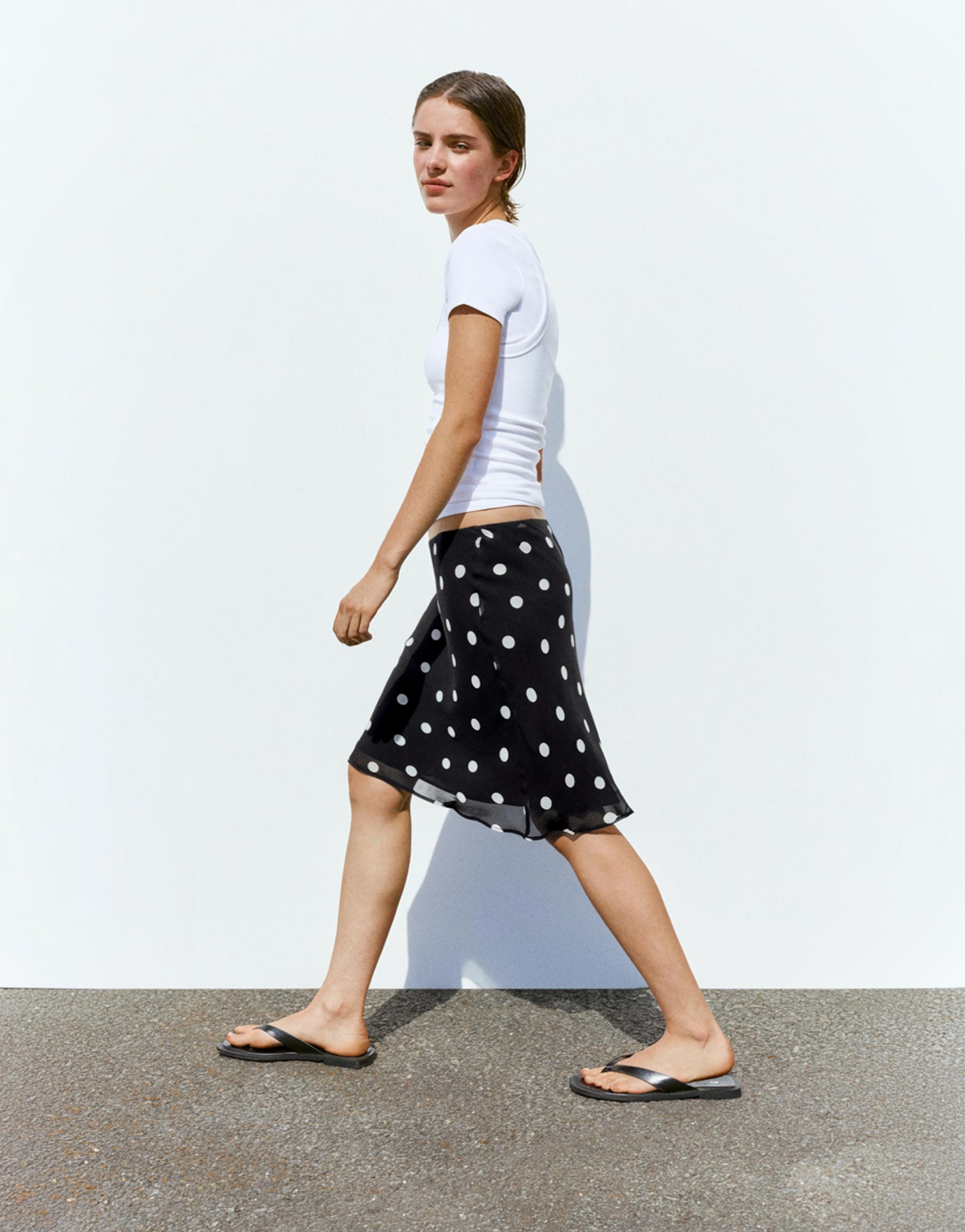 Polka dot skirt — Black