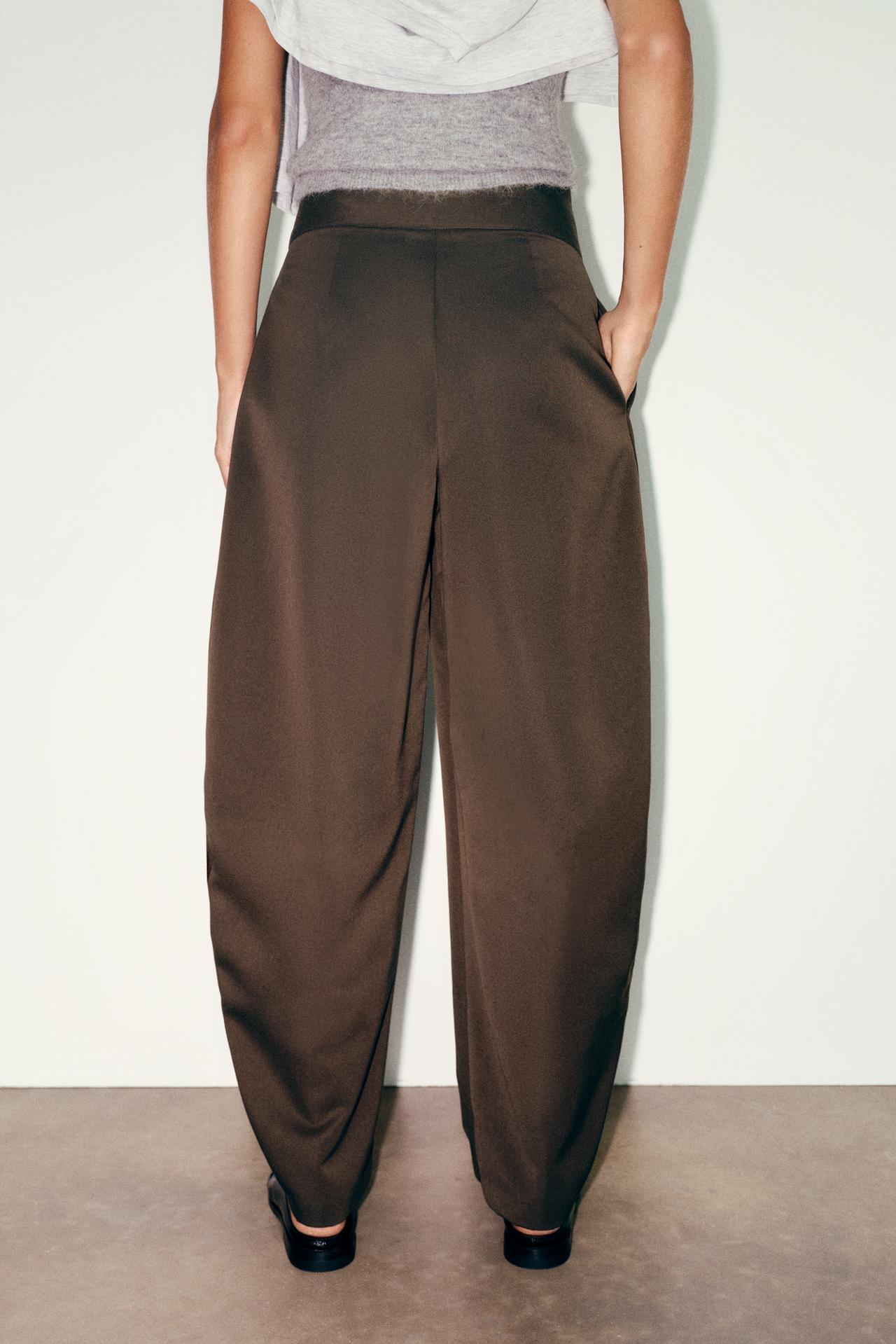 Balloon fit darted trousers — Brown
