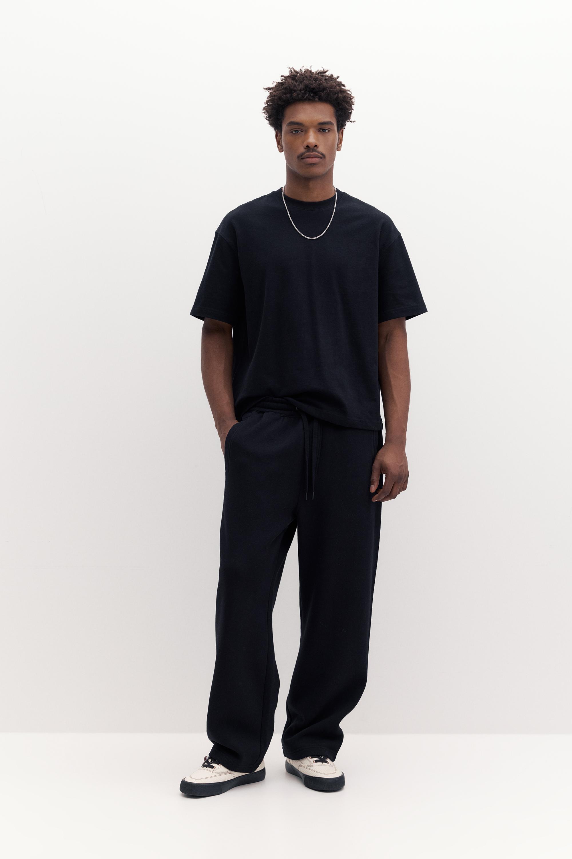 Basic baggy tracksuit bottoms — Black