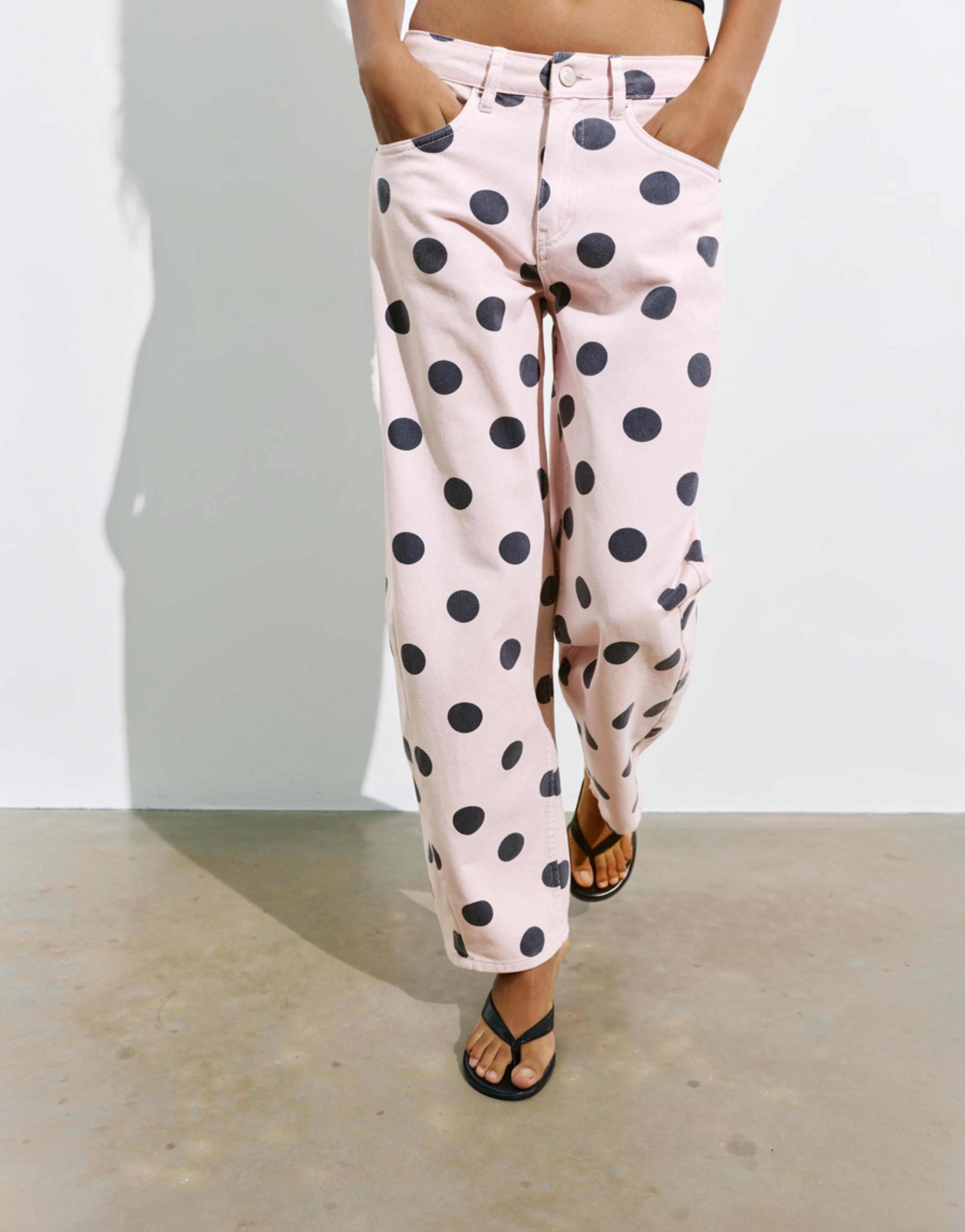 Polka dot barrel jeans — Pink