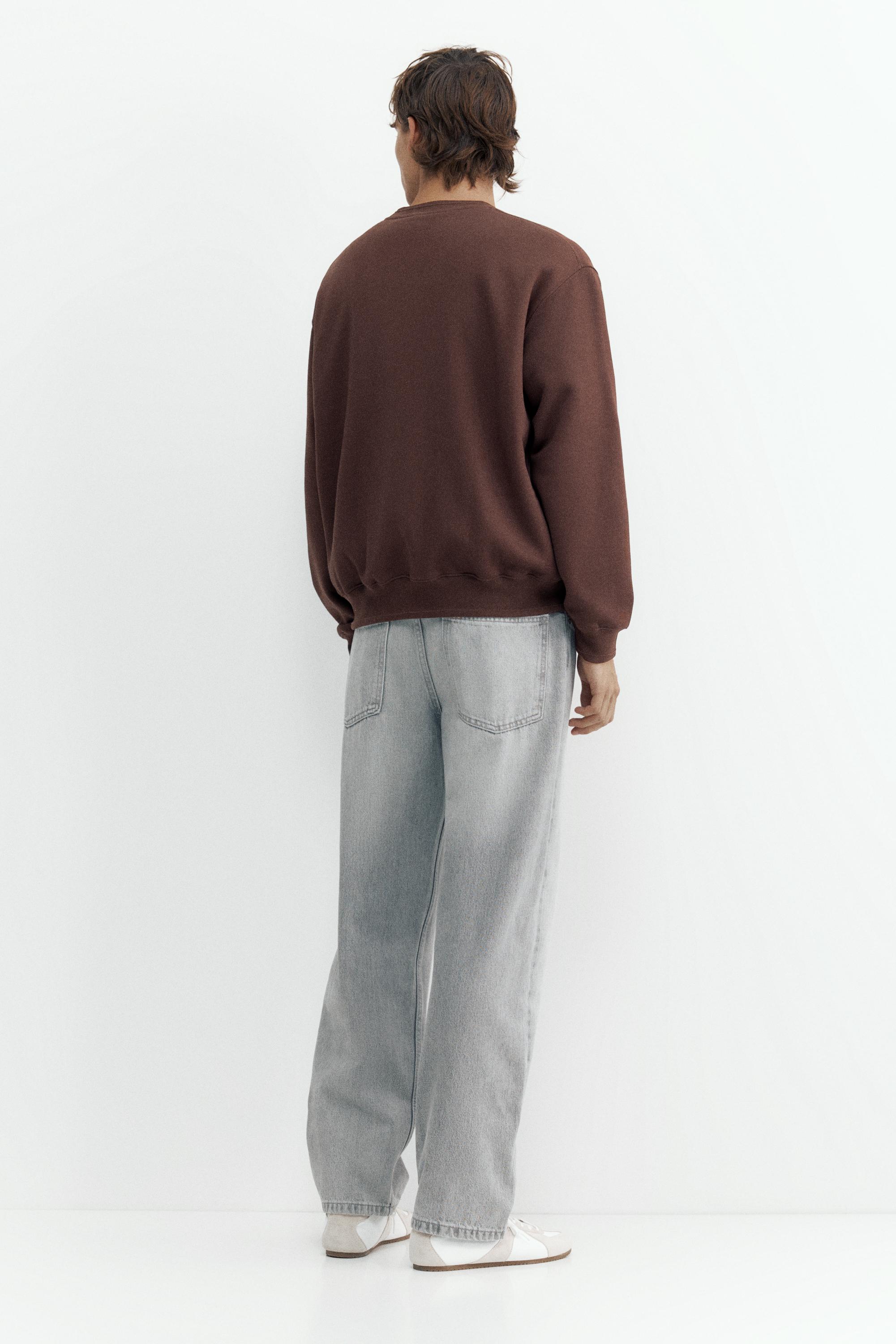 Relaxed fit round neck sweatshirt — Chocolate