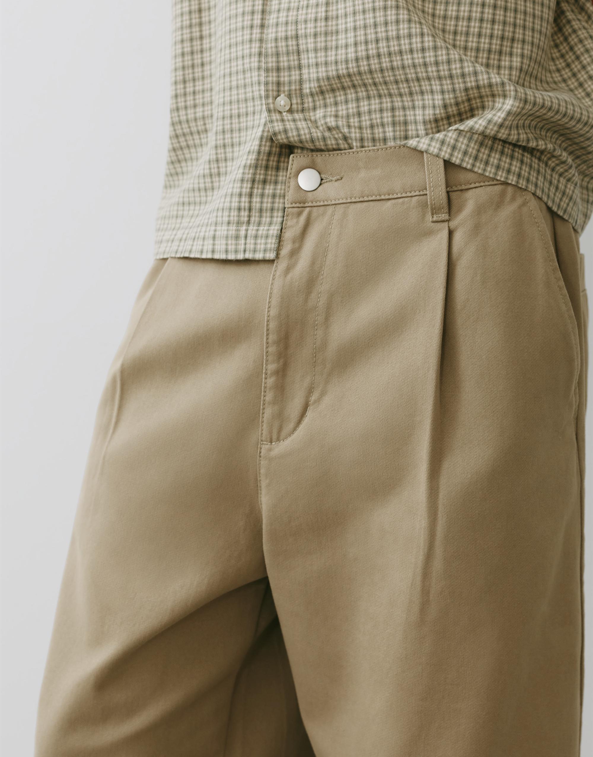 Baggy darted chinos — Beige