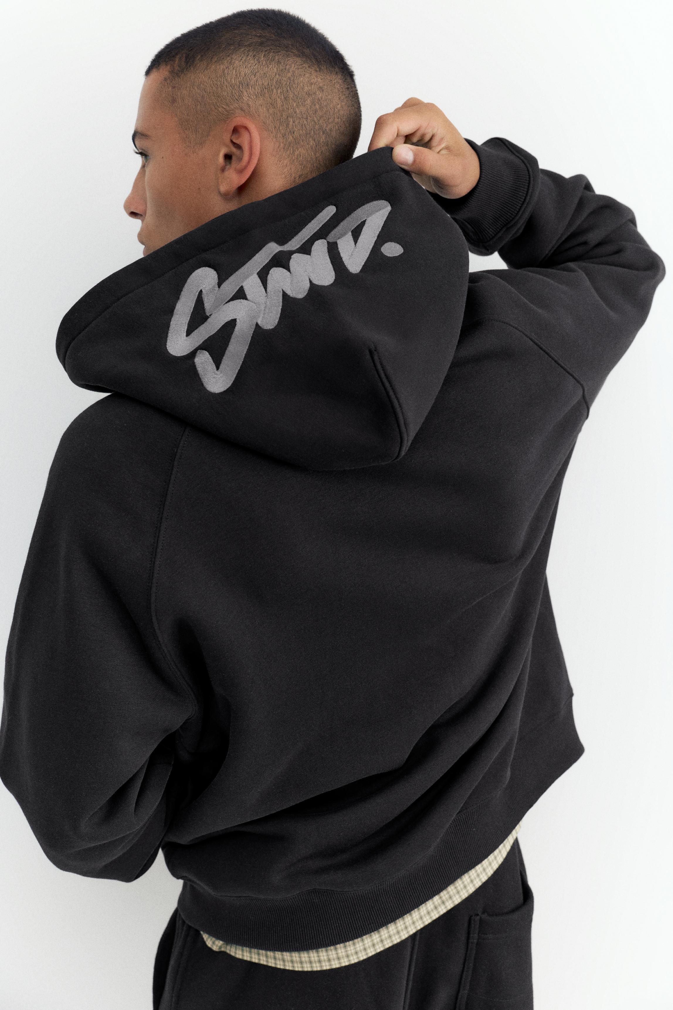 STWD zip-up hoodie — Black