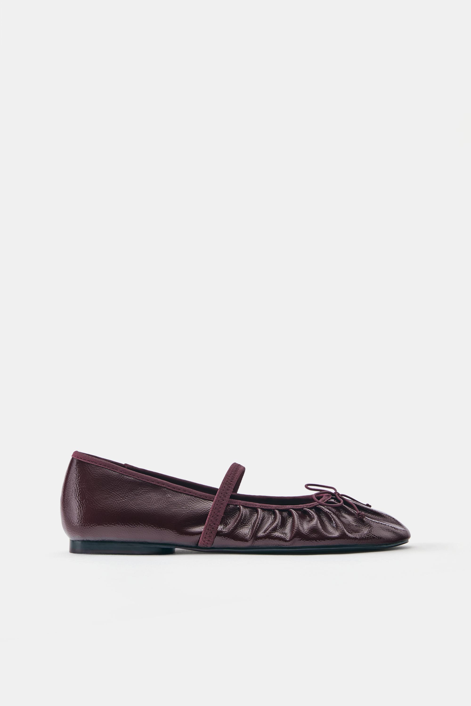 Gathered ballerina pumps — Maroon