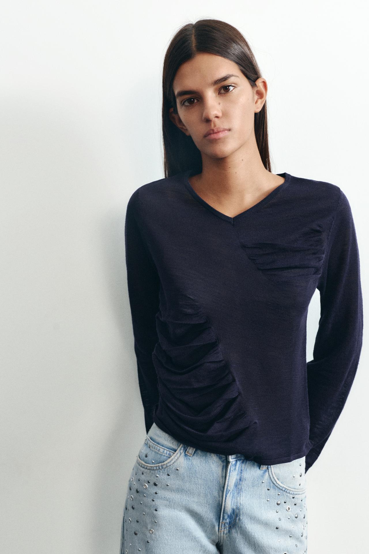 Fine knit gathered jumper — Navy