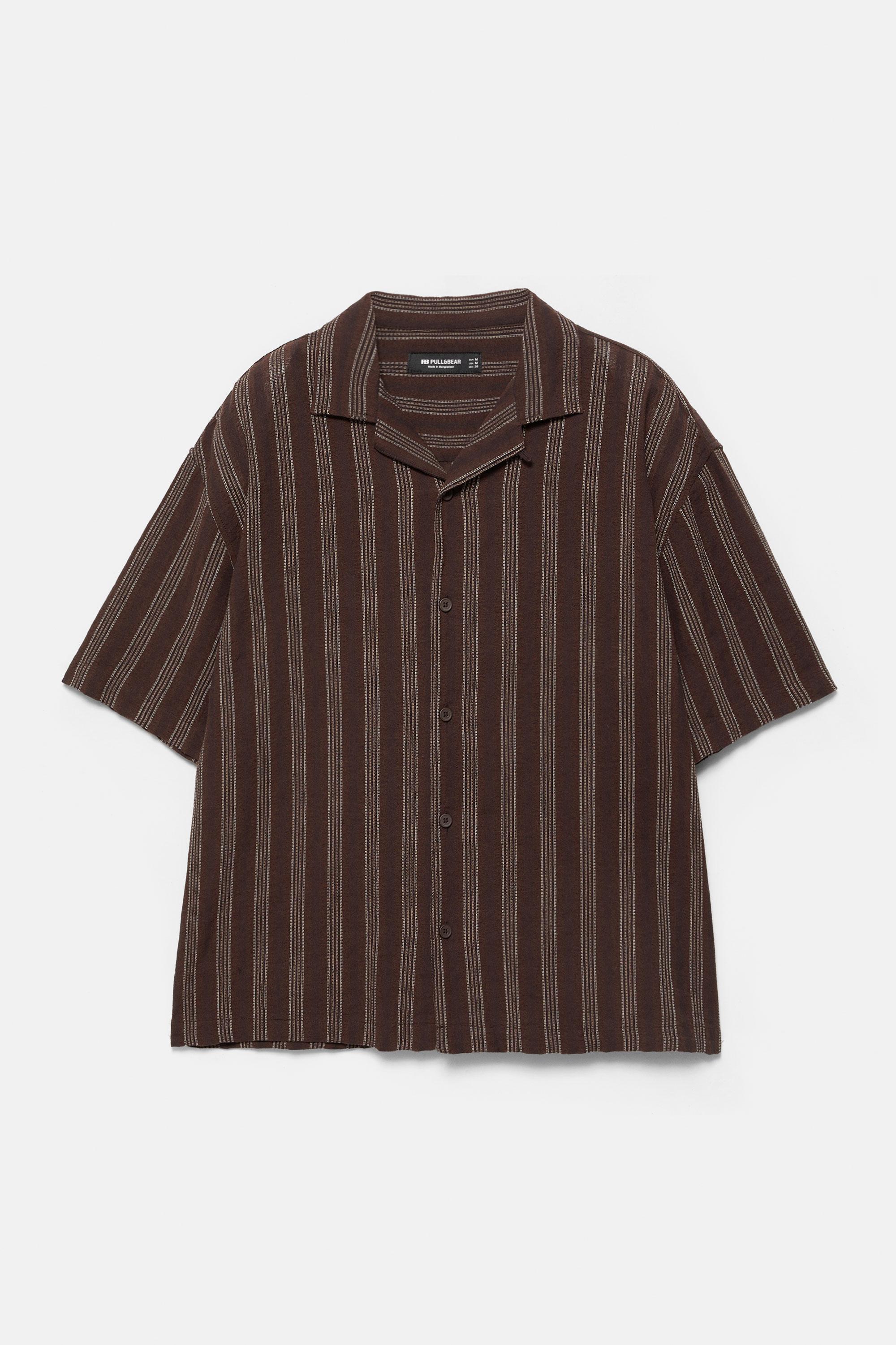 Kısa kollu çizgili gömlek