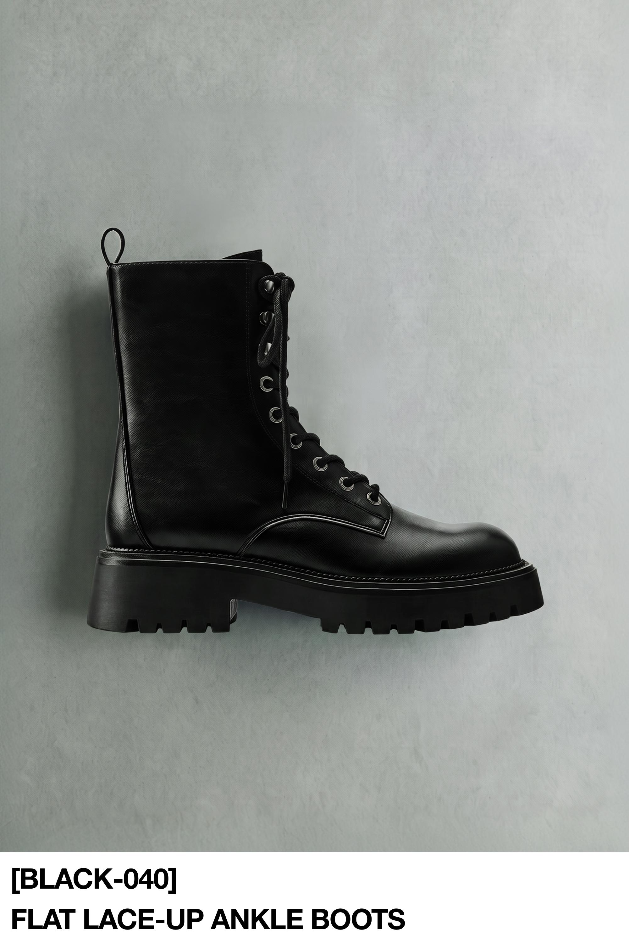 Lace-up flat ankle boots — Black